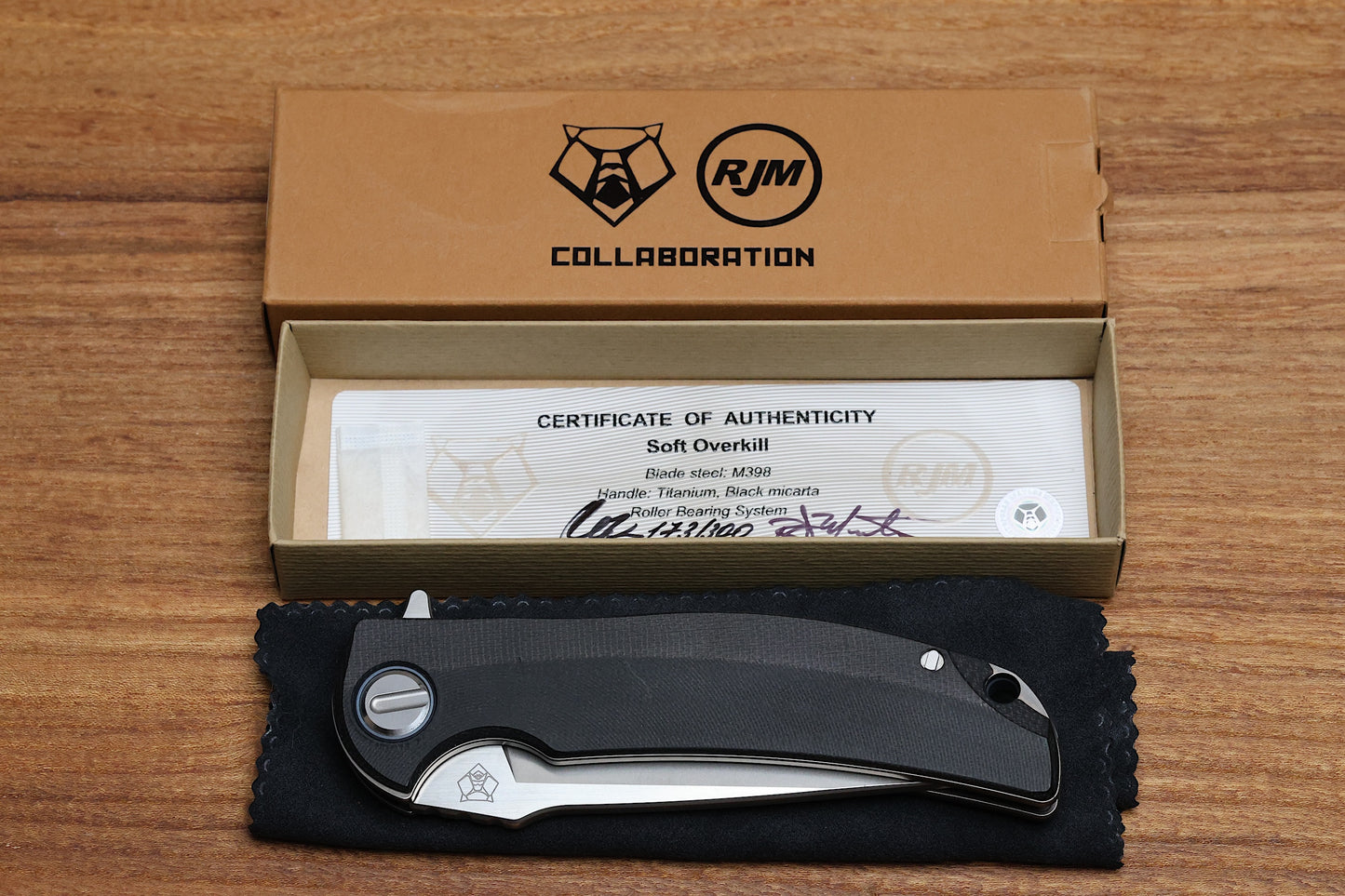 SHIROGOROV “LIMITED EDITION” RJ MARTIN DESIGN SOFT OVERKILL – M398 BLADE – BLACK CANVAS MICARTA HANDLE – RBS