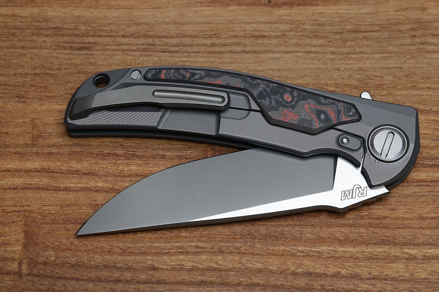 SHIROGOROV “LIMITED EDITION” RJ MARTIN DESIGN MOLTEN OVERKILL – MAGNACUT BLADE – TITANIUM HANDLE W/ LAVA & ASH CARBOTI INLAYS – SRRBS