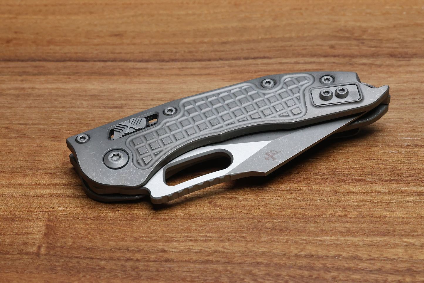 MICROTECH KNIVES "MARFIONE SELECT" STITCH - RAM-LOK APOCALYPTIC FINISH FRAG PATTERN TITANIUM 169RL-10APFRMS1