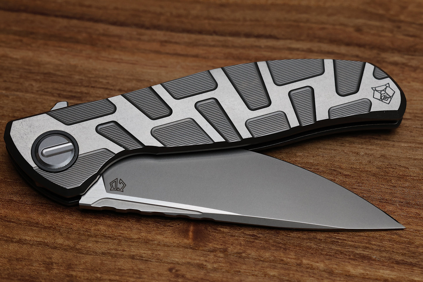 SHIROGOROV CUSTOM DIVISION F95T – TITANIUM HANDLE – M398 BLADE – SRRBS