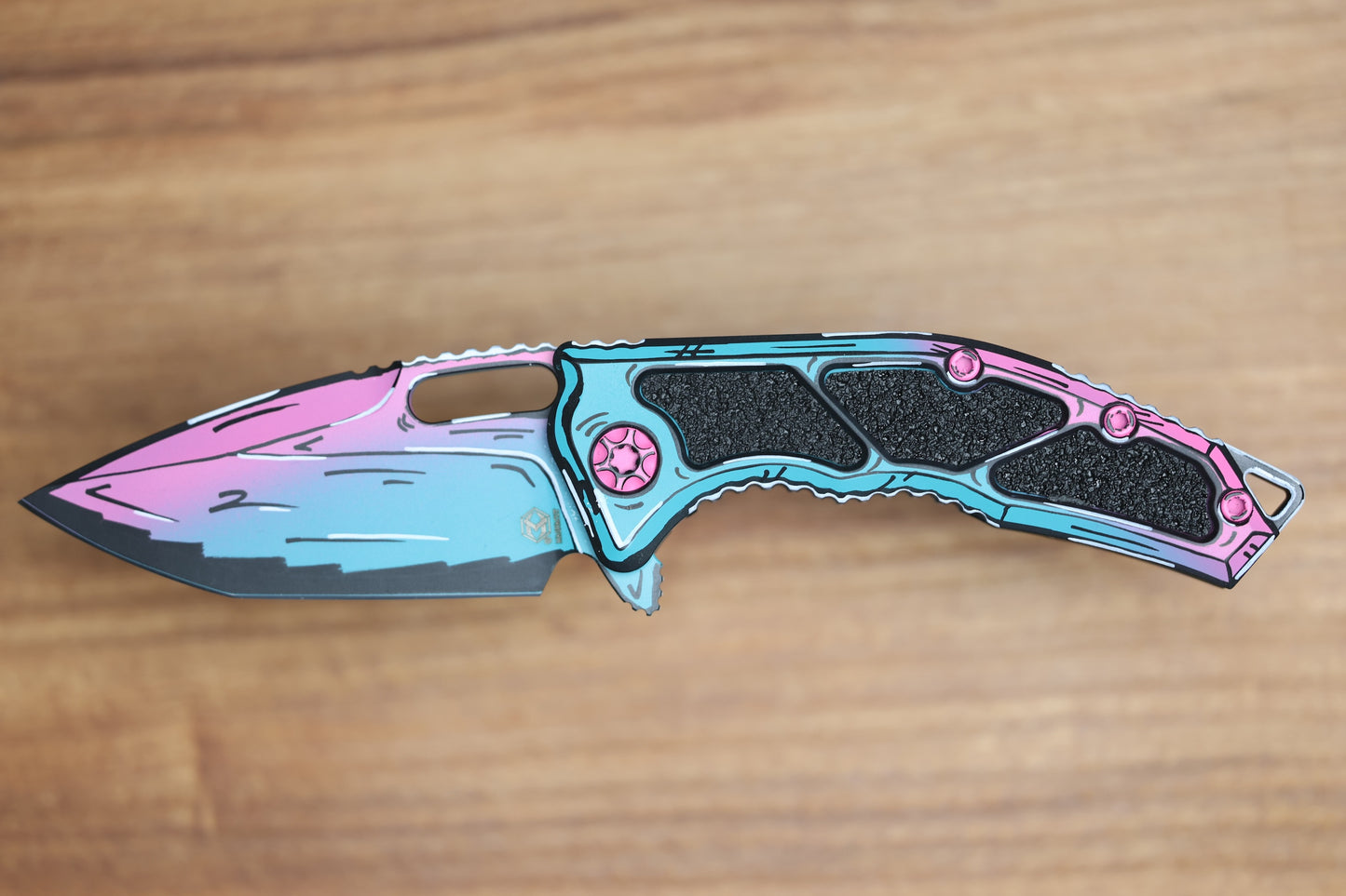 HERETIC KNIVES MEDUSA MANUAL - TANTO - MIAMI VICE - CEL SHADING - H009-CS-MV