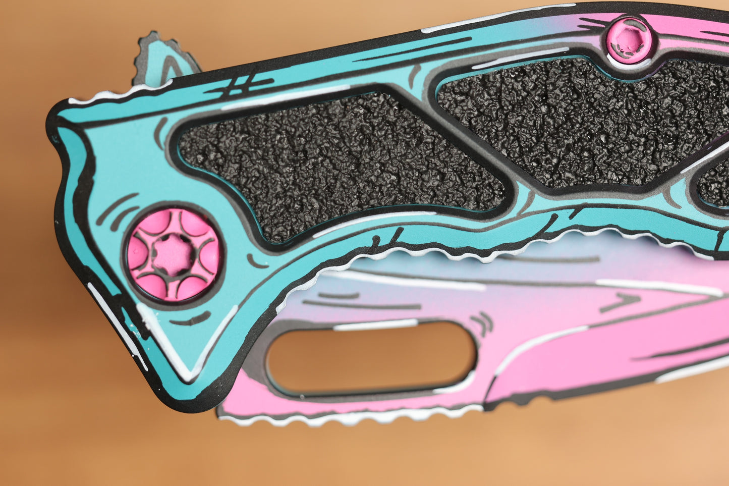 HERETIC KNIVES MEDUSA MANUAL - TANTO - MIAMI VICE - CEL SHADING - H009-CS-MV