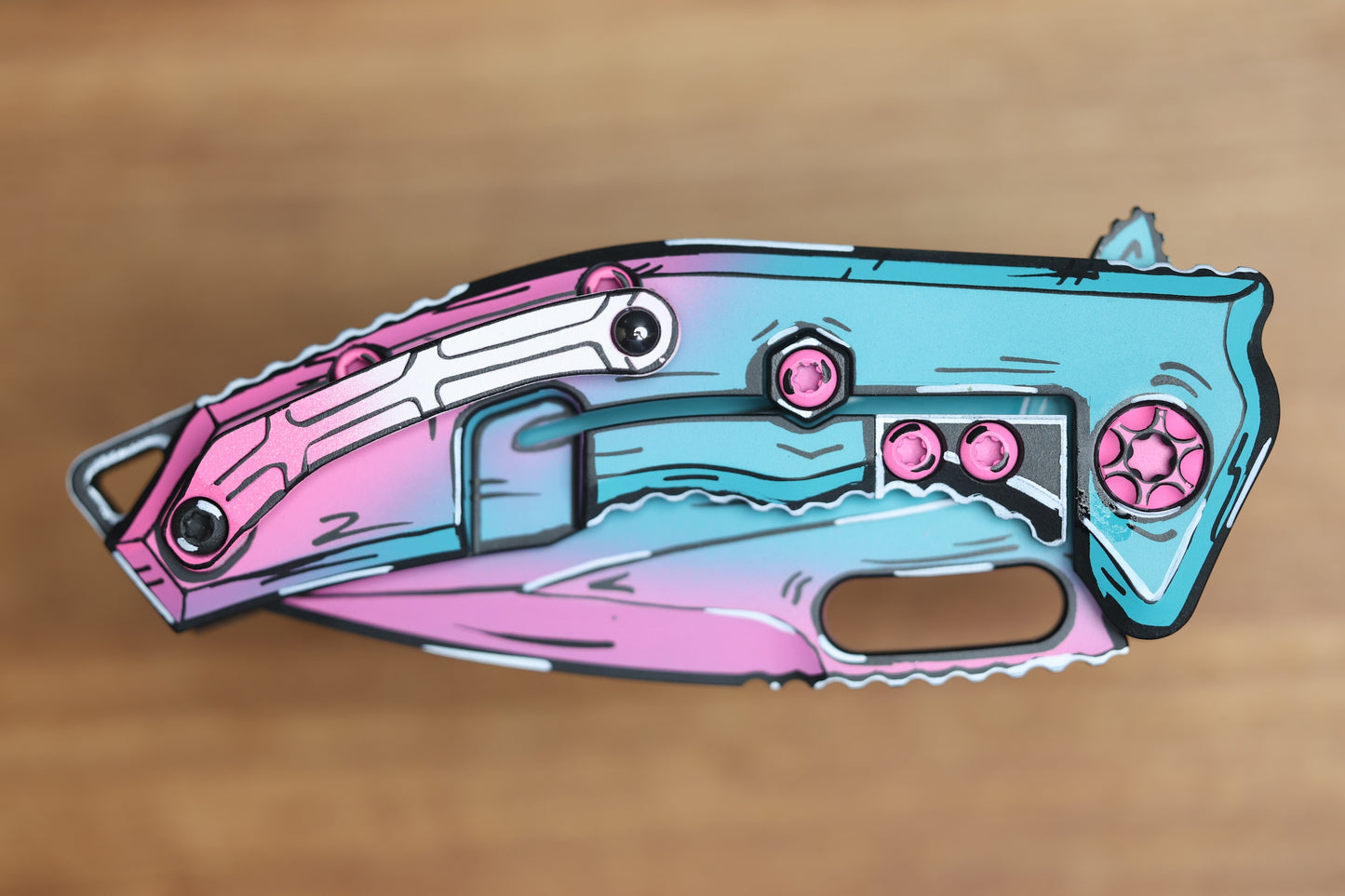 HERETIC KNIVES MEDUSA MANUAL - TANTO - MIAMI VICE - CEL SHADING - H009-CS-MV