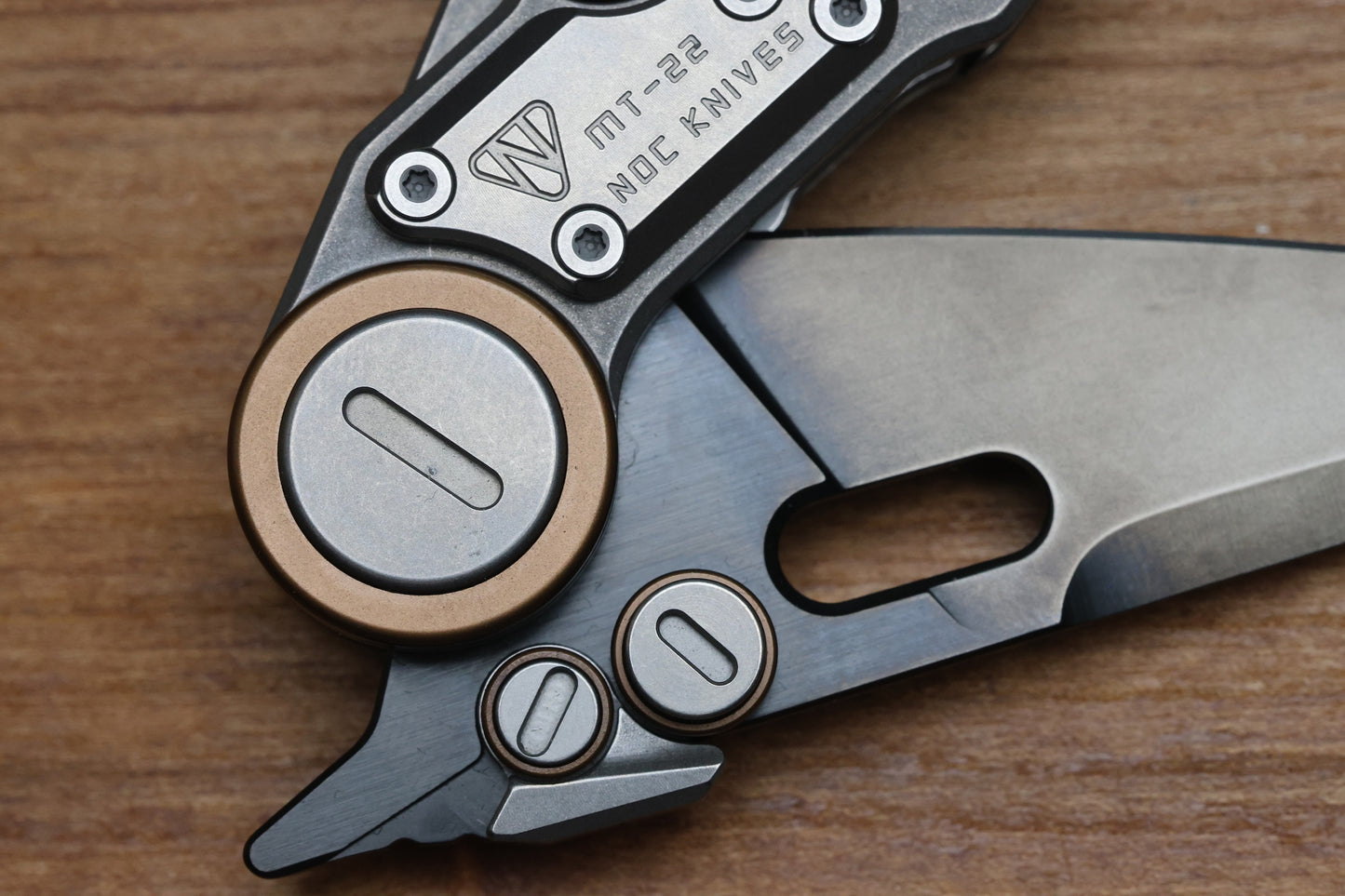 NOC KNIVES MT-22 MINI S-08 - STONEWASH/BRONZE ANODIZED TITANIUM HANDLE - BLACK M390 BLADE