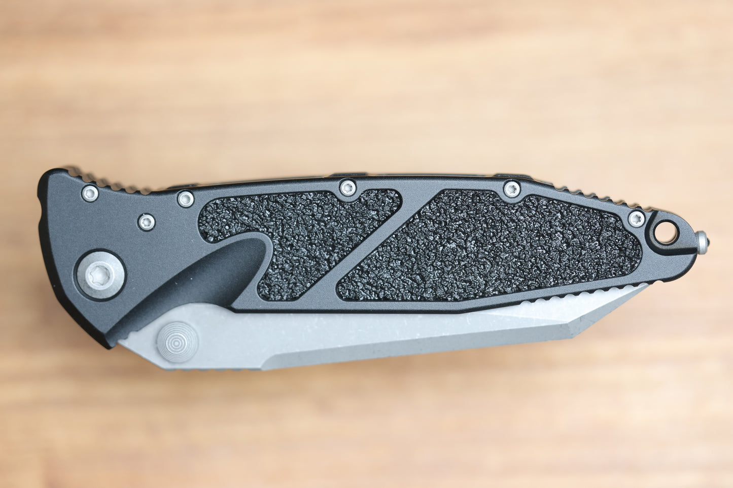 MICROTECH SOCOM ELITE WARCOM W/ BLACK HANDLES & APOCALYPTIC 259-10APS