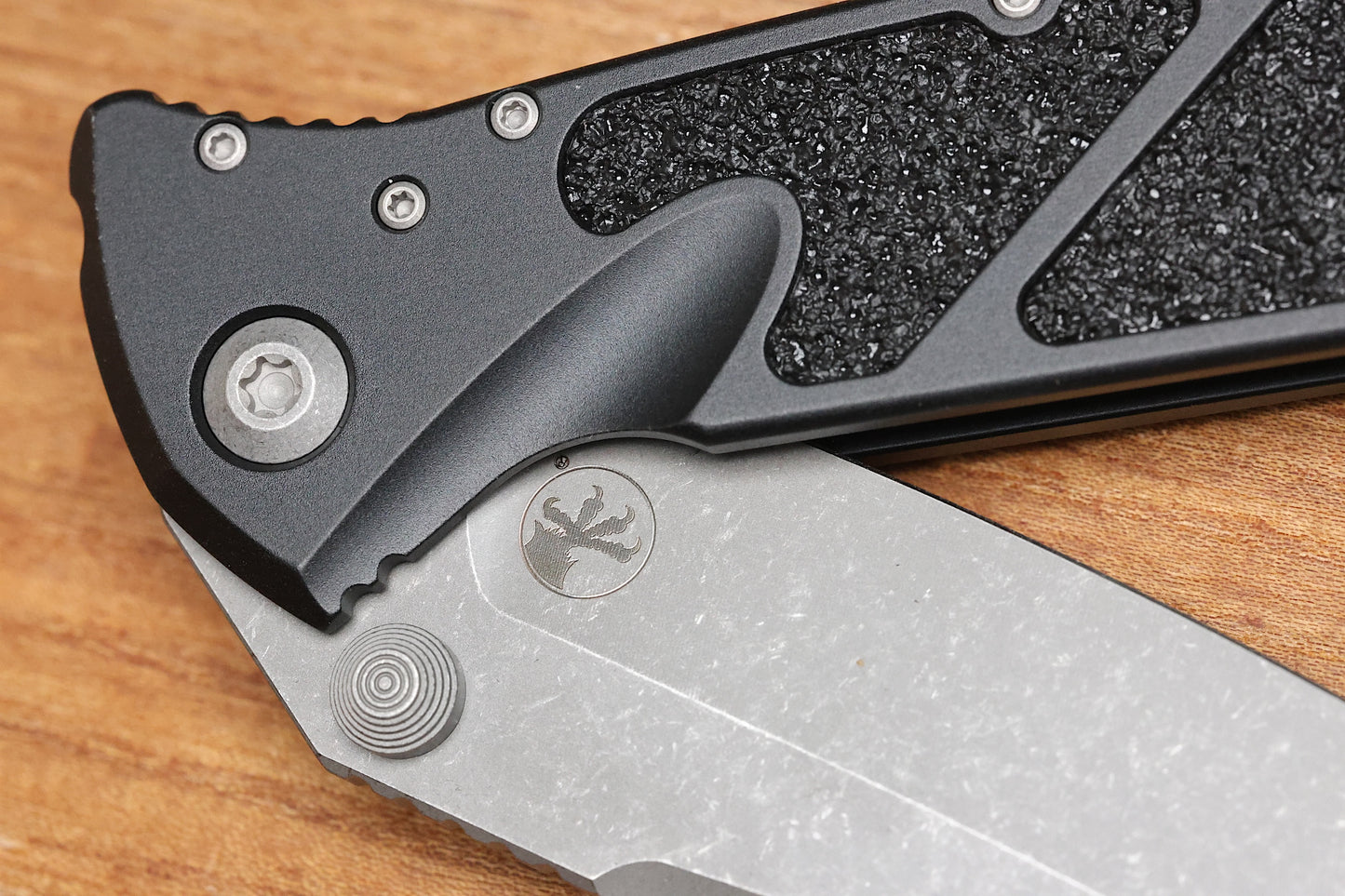 MICROTECH SOCOM ELITE WARCOM W/ BLACK HANDLES & APOCALYPTIC 259-10APS
