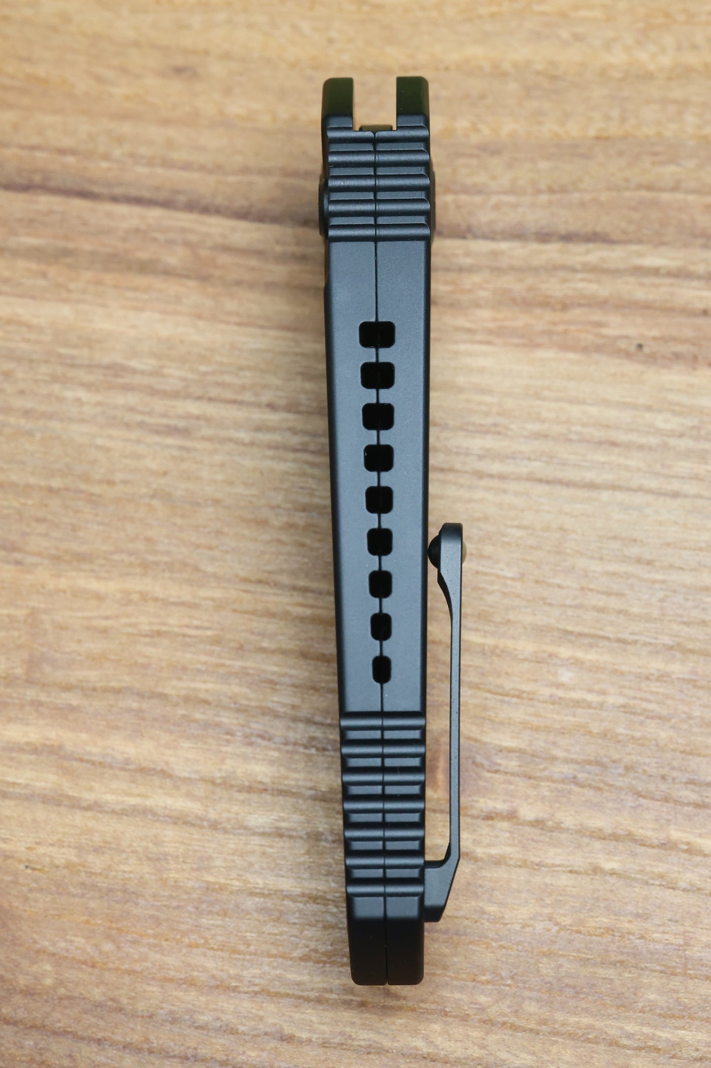 HERETIC KNIVES PARIAH MANUAL - DROP POINT DLC SERRATED TACTICAL H046-6B-T