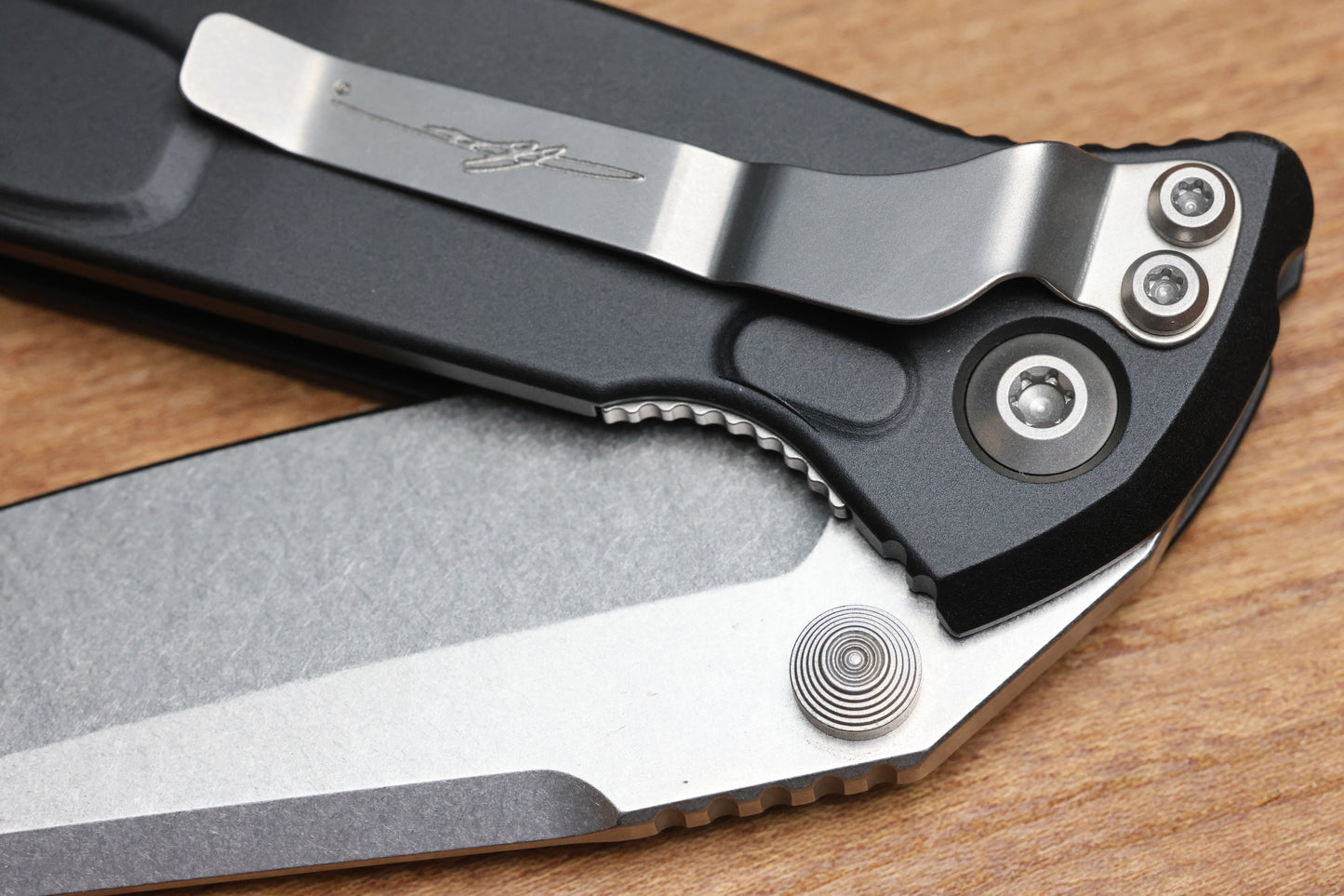 MICROTECH SOCOM ELITE WARCOM W/ BLACK HANDLES & STONEWASH 259-10S