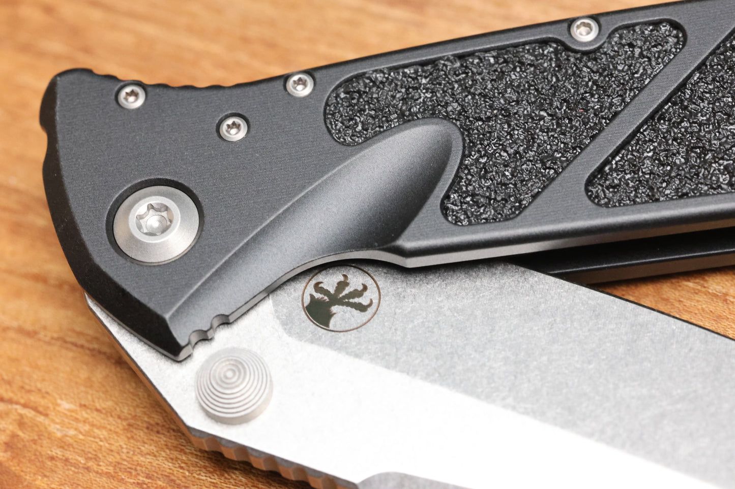 MICROTECH SOCOM ELITE WARCOM W/ BLACK HANDLES & STONEWASH 259-10S