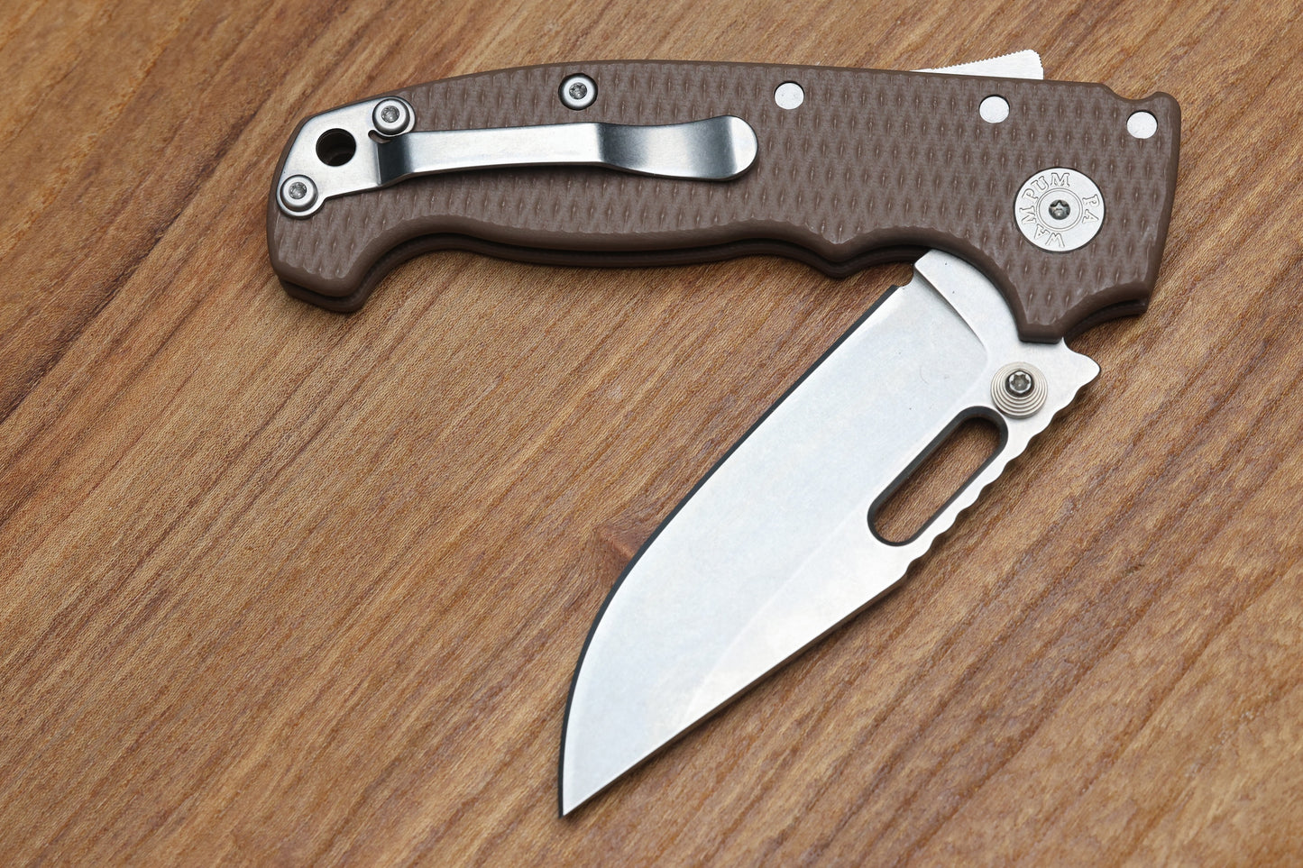 DEMKO KNIVES MG AD20S W/TEXTURED EARTH G10 HANDLE & 20CV CLIP POINT BLADE