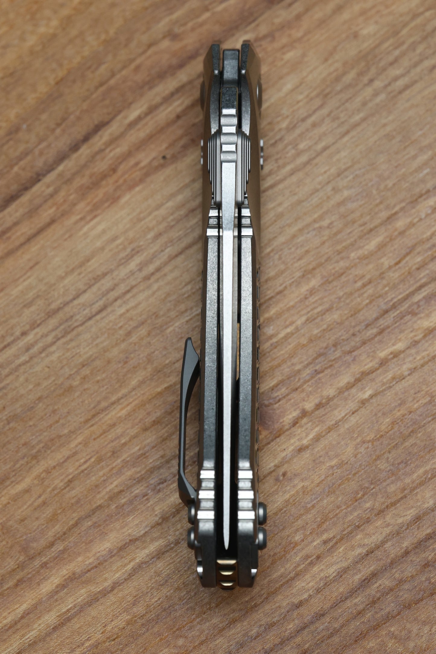 MICROTECH KNIVES "MARFIONE SELECT" AMPHIBIAN - RAM-LOK STONEWASH FINISH FRAG PATTERN TITANIUM W/ BRONZE TITANIUM ACCENT 137RL-10FRMS1