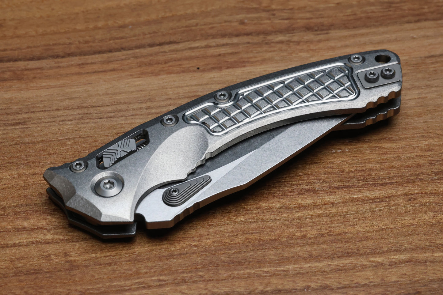 MICROTECH KNIVES "MARFIONE SELECT" AMPHIBIAN - RAM-LOK STONEWASH FINISH FRAG PATTERN TITANIUM W/ BRONZE TITANIUM ACCENT 137RL-10FRMS1