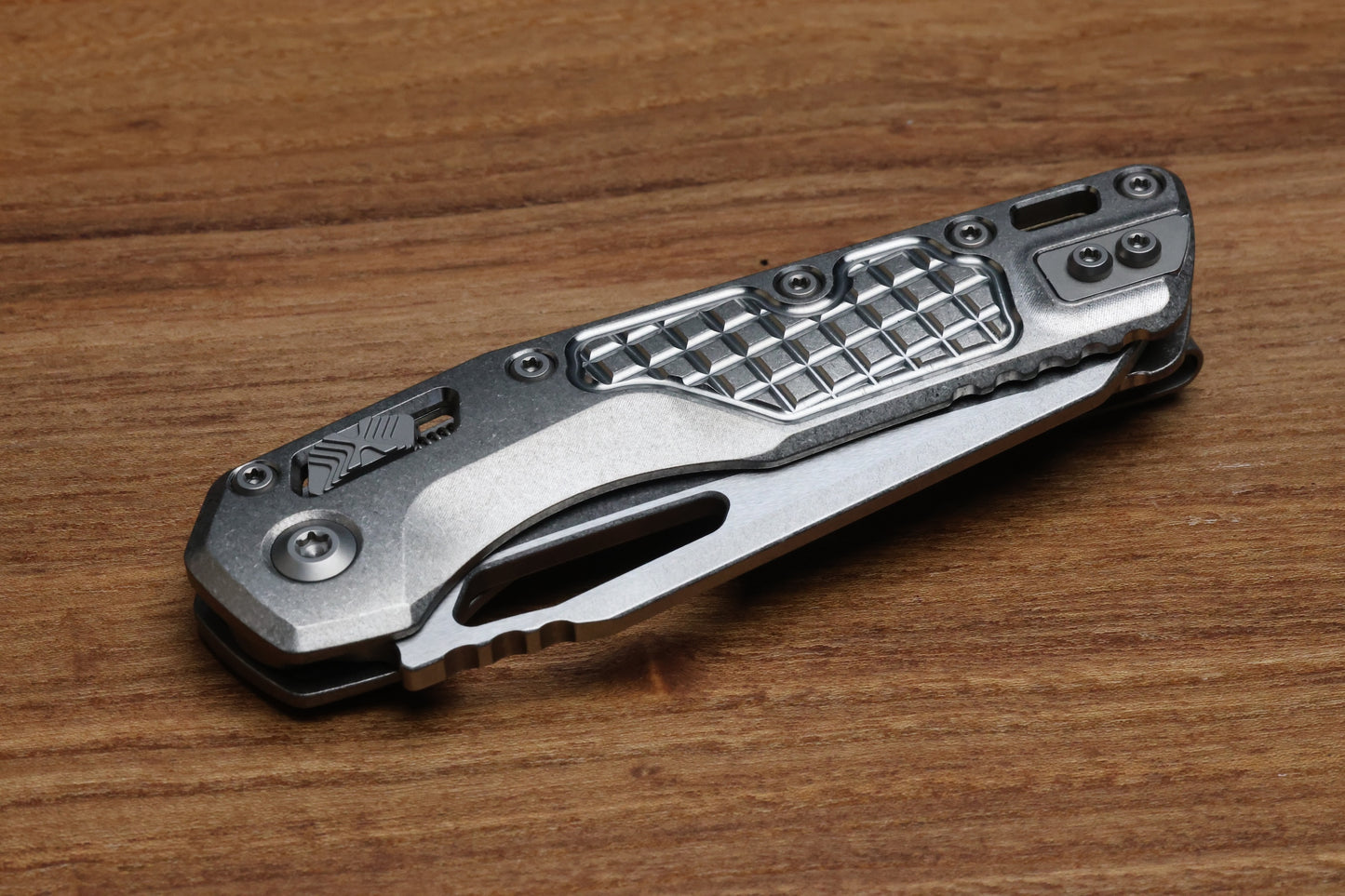 MICROTECH KNIVES "MARFIONE SELECT" MSI - RAM-LOK - STONEWASH FINISH FRAG PATTERN TITANIUM W/ BRONZE TITANIUM ACCENT 210-10FRMS1