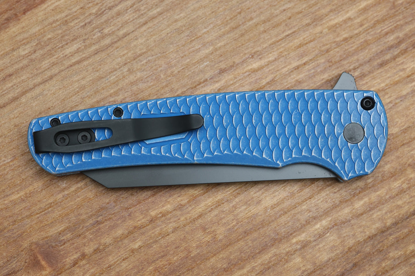 PRO-TECH MALIBU FLIPPER - 5436-BW BLUE LTD - BLUE BATTLEWORN "DRAGON SCALE" TEXTURED HANDLE - DLC BLACK MAGNACUT REVERSE TANTO BLADE