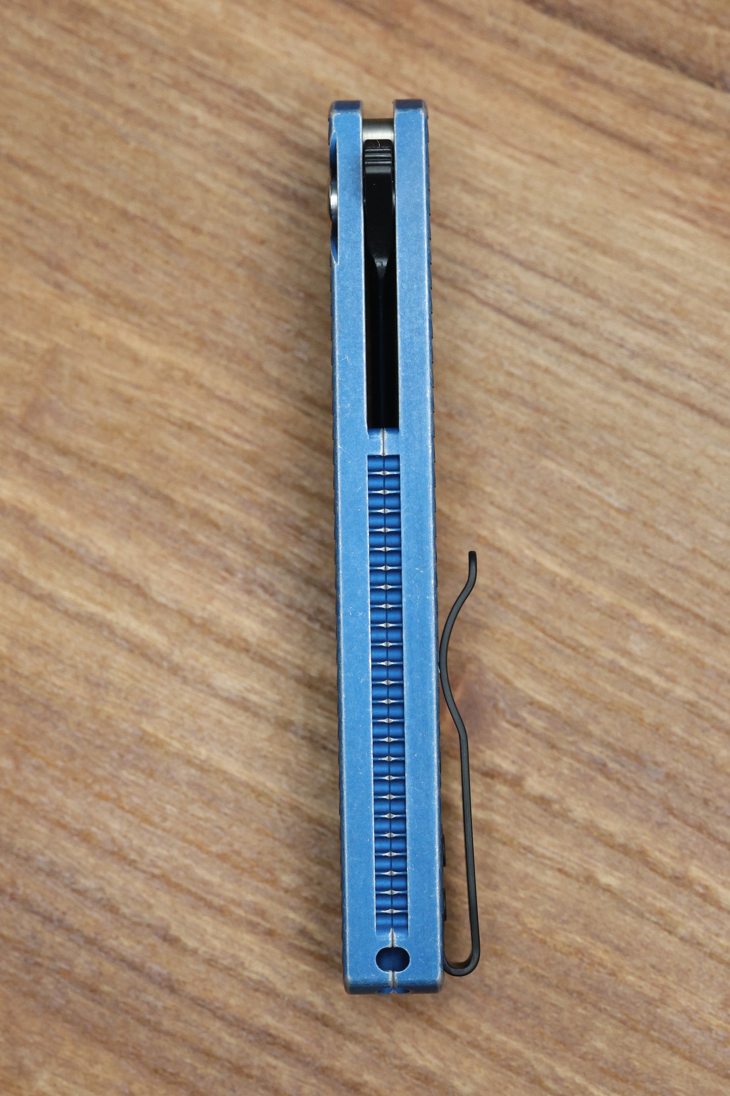 PRO-TECH MALIBU FLIPPER - 5436-BW BLUE LTD - BLUE BATTLEWORN "DRAGON SCALE" TEXTURED HANDLE - DLC BLACK MAGNACUT REVERSE TANTO BLADE