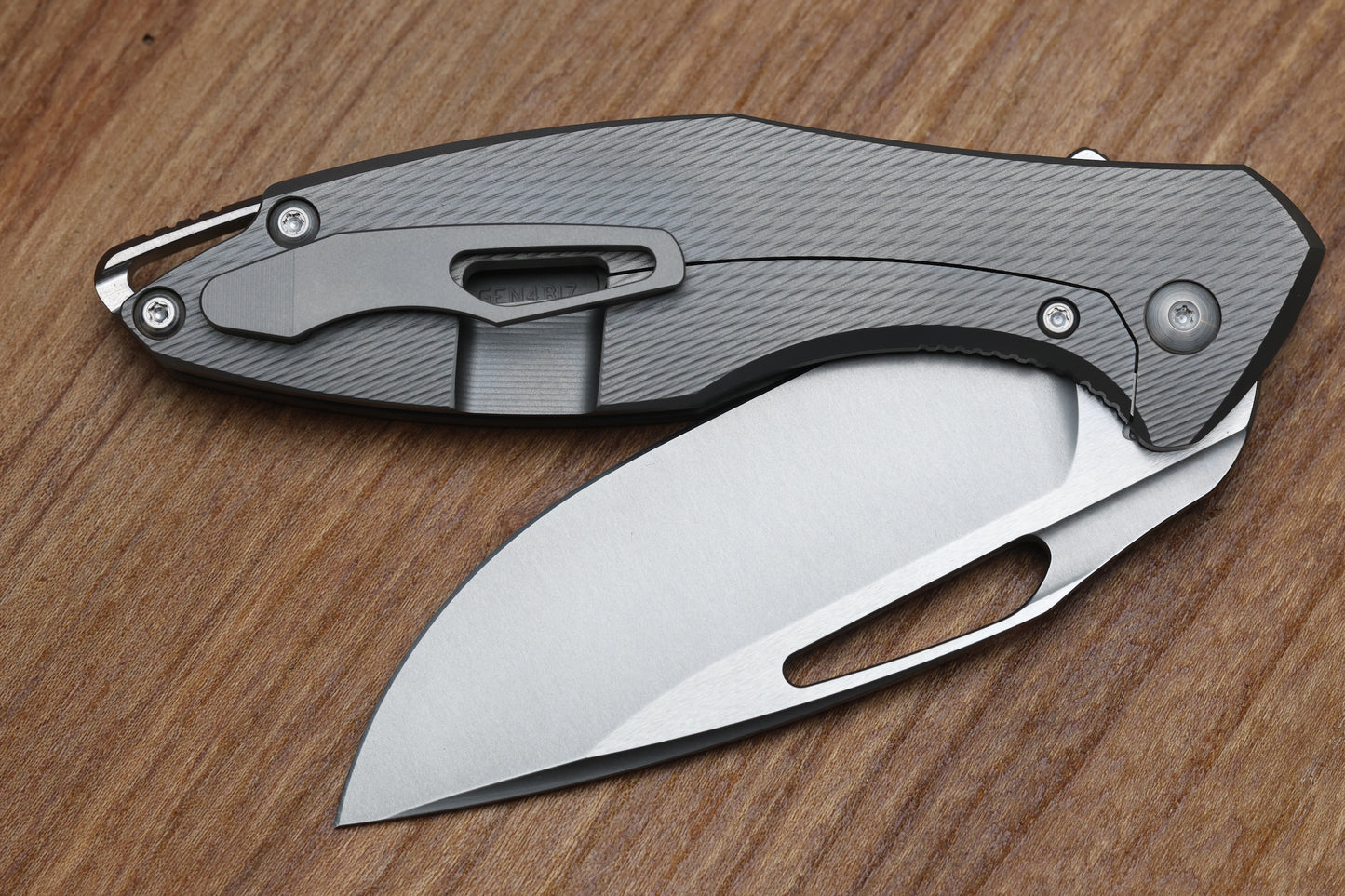 KOENIG KNIVES ARIUS - CORDA TITANIUM HANDLE - SILVER HARDWARE - BURNISHED W/ POLISHED FLATS M398 BLADE