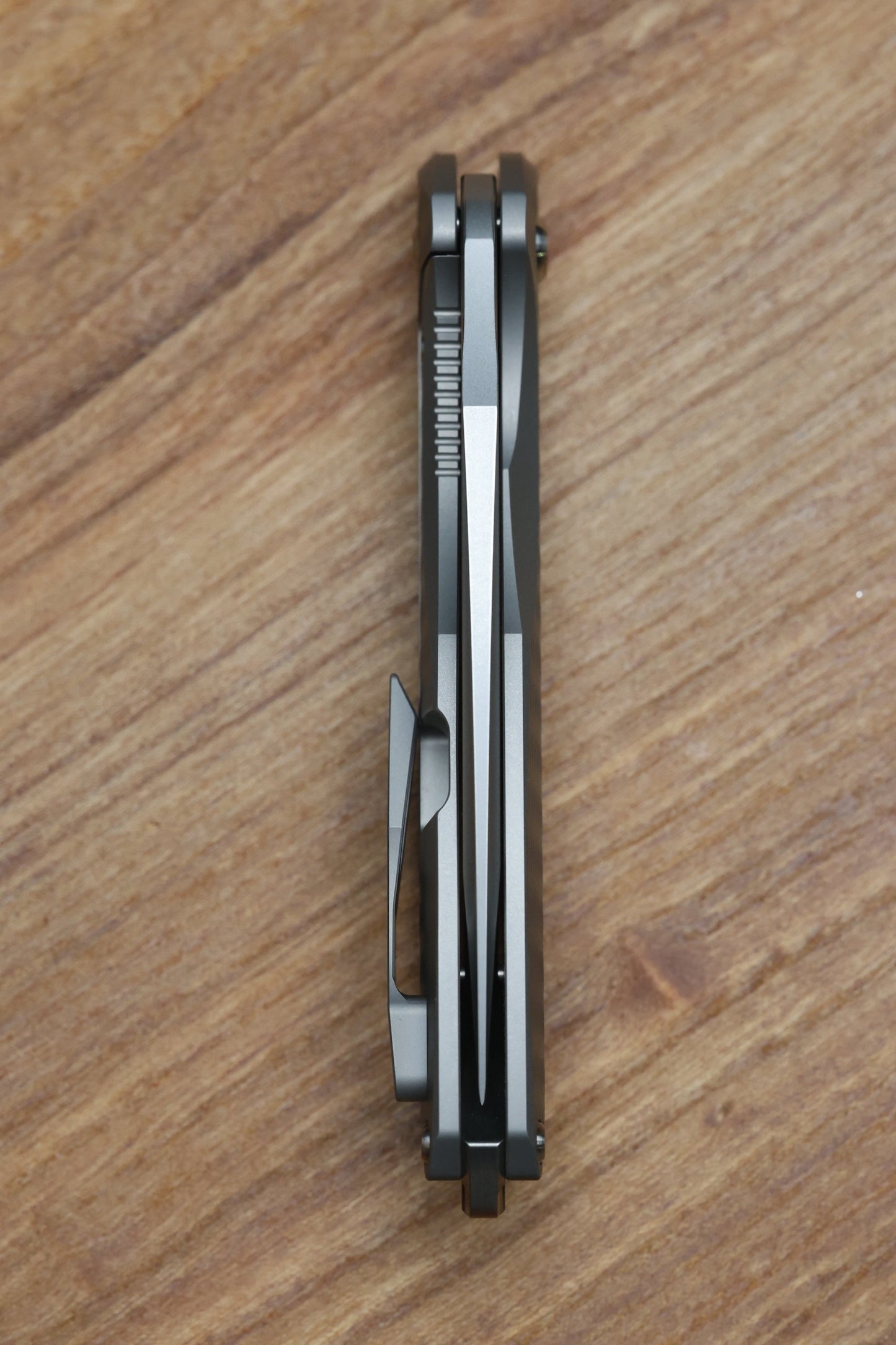 KOENIG KNIVES MINI ARIUS - NON FLIPPER - PLEXA TITANIUM HANDLE - SILVER HARDWARE - BURNISHED W/ POLISHED FLATS M390 BLADE