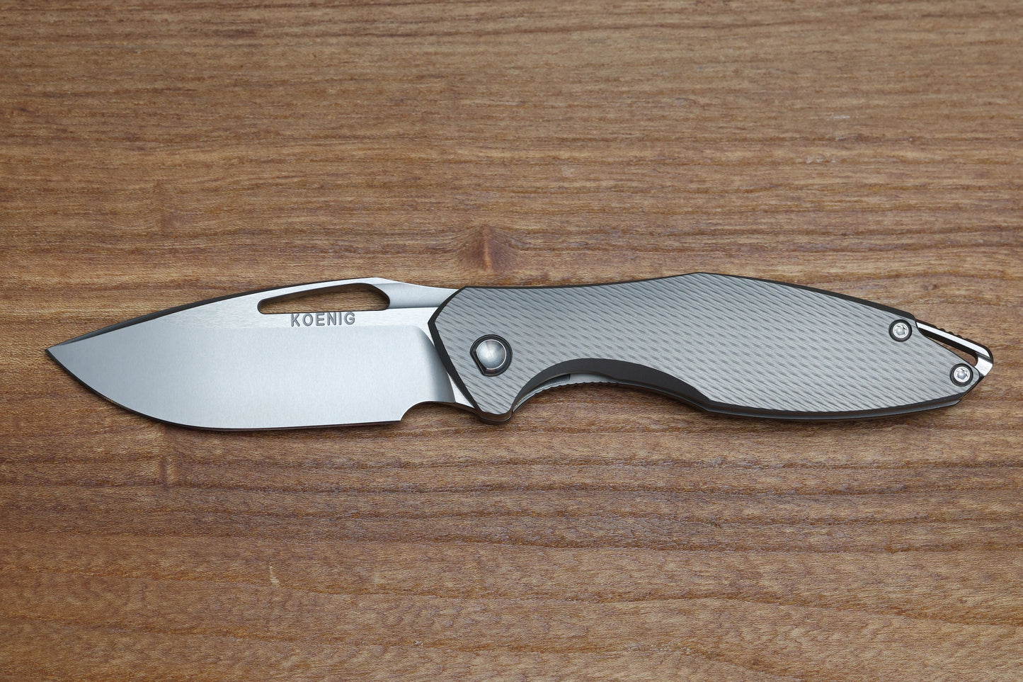 KOENIG KNIVES MINI ARIUS - NON FLIPPER - CORDA TITANIUM HANDLE - SILVER HARDWARE - BURNISHED W/ POLISHED FLATS M390 BLADE