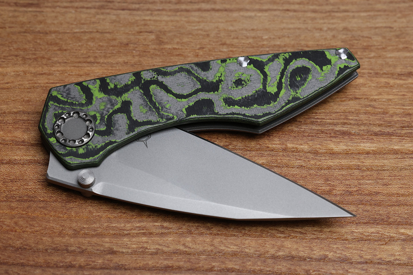 SHARKNIVCO KNIVES CUSTOM MINI GOBLIN FOLDING KNIFE TOXIC GREEN CAMO CARBON 3.1" BEAD BLASTED WHARNCLIFFE