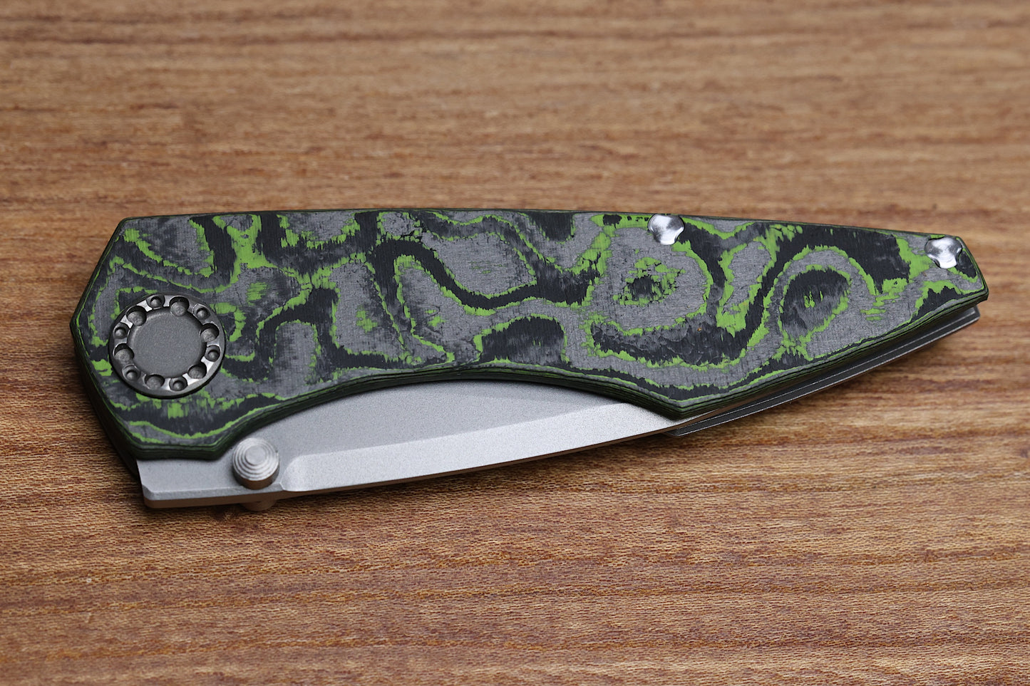 SHARKNIVCO KNIVES CUSTOM MINI GOBLIN FOLDING KNIFE TOXIC GREEN CAMO CARBON 3.1" BEAD BLASTED WHARNCLIFFE