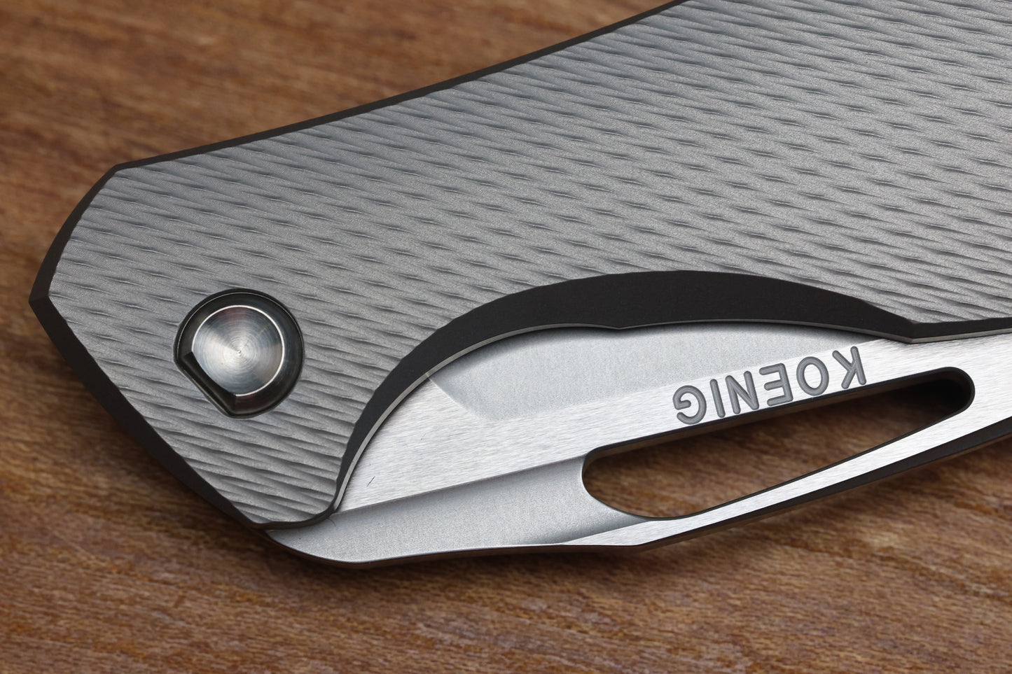 KOENIG KNIVES MINI ARIUS - NON FLIPPER - CORDA TITANIUM HANDLE - SILVER HARDWARE - BURNISHED W/ POLISHED FLATS M390 BLADE