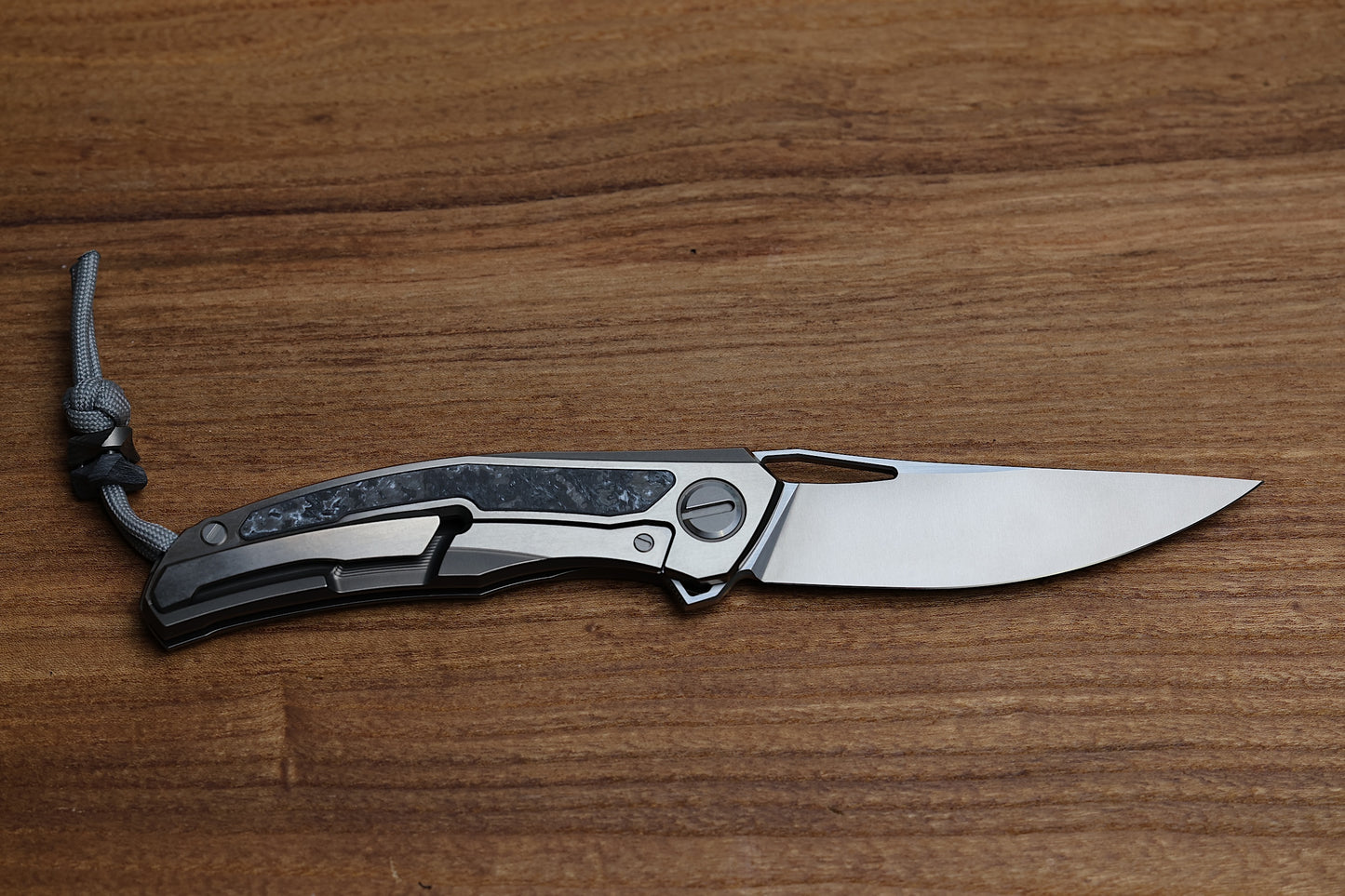 SHIROGOROV KNIVES QUANTUM WKM - TITANIUM/WHITE CARBOTI HANDLE - S90V BLADE - SRRBS