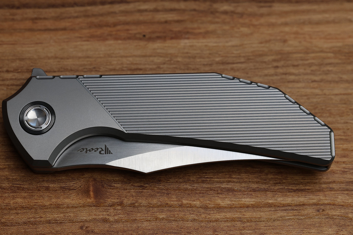 REATE / ALVIN LEE'S TIGER STRIPE PATTERN FULL TITANIUM