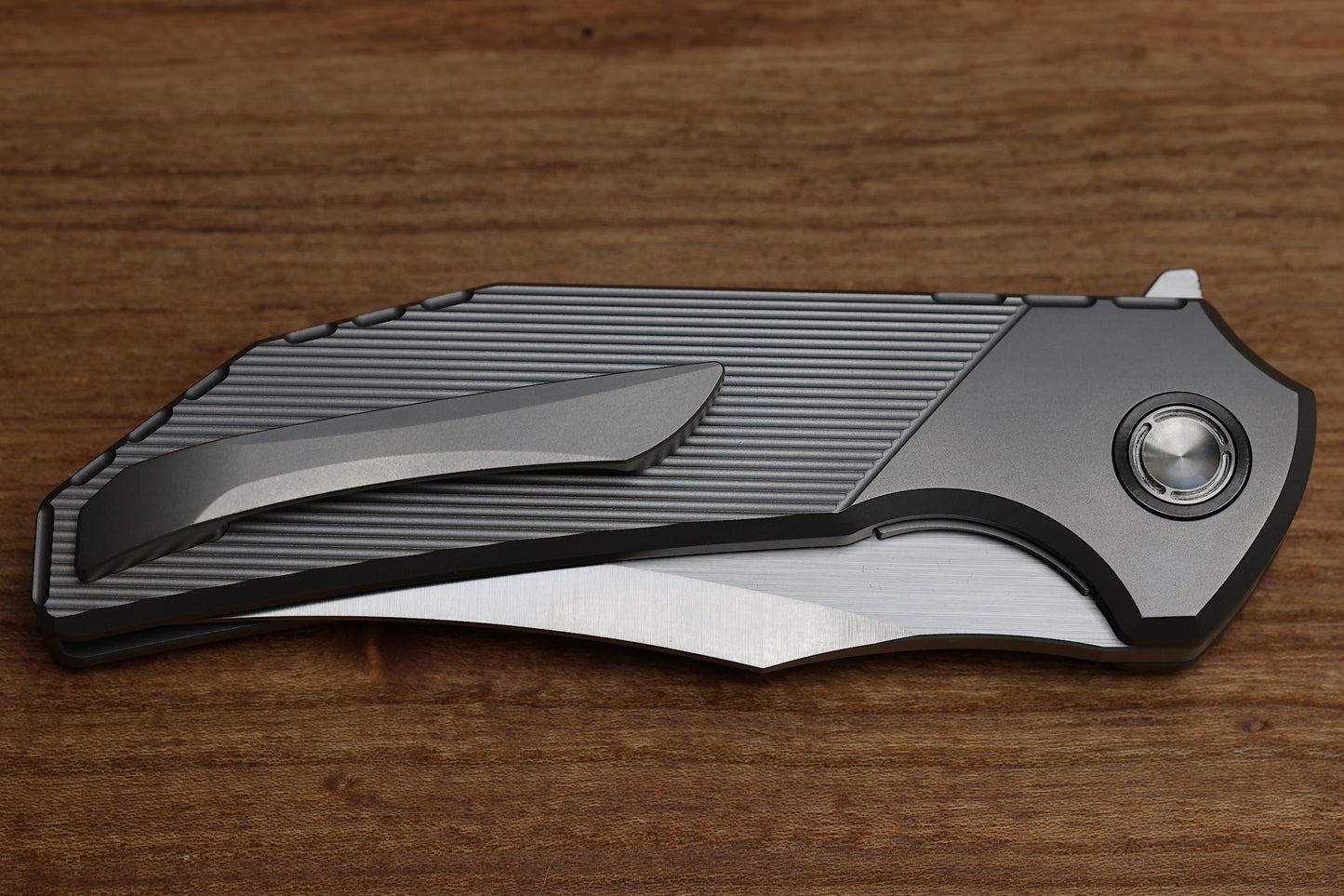 REATE / ALVIN LEE'S TIGER STRIPE PATTERN FULL TITANIUM