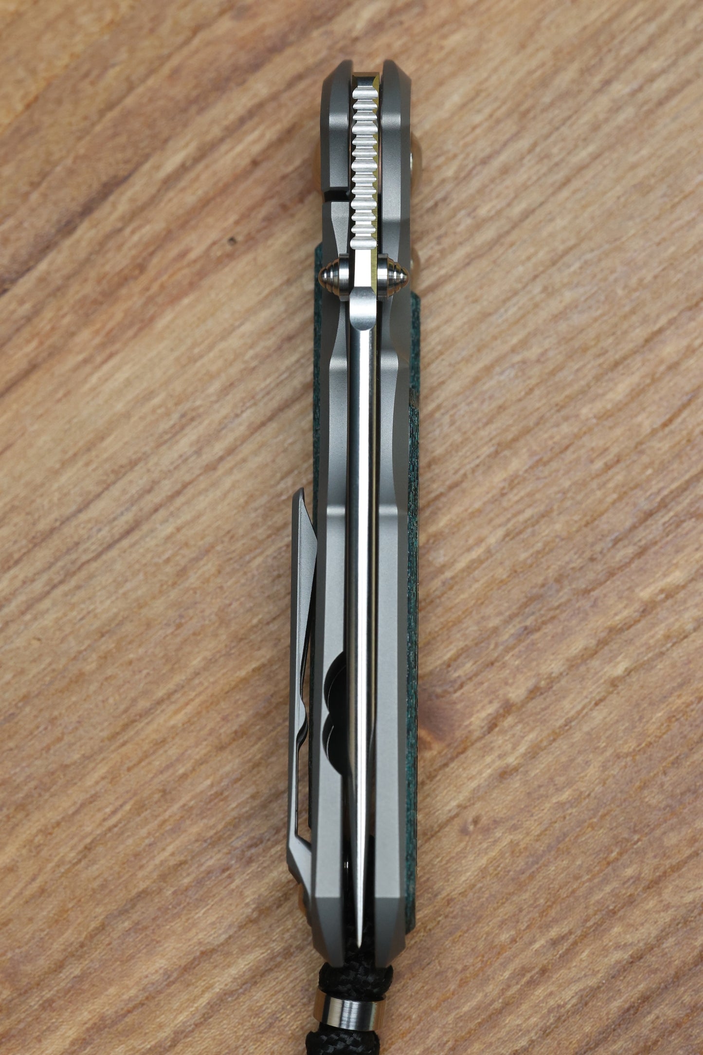 CHRIS REEVE LARGE INKOSI - TEAL MAGNETIC CARBOTI INLAY - DROP POINT CPM MAGNACUT BLADE - MIM CLIP