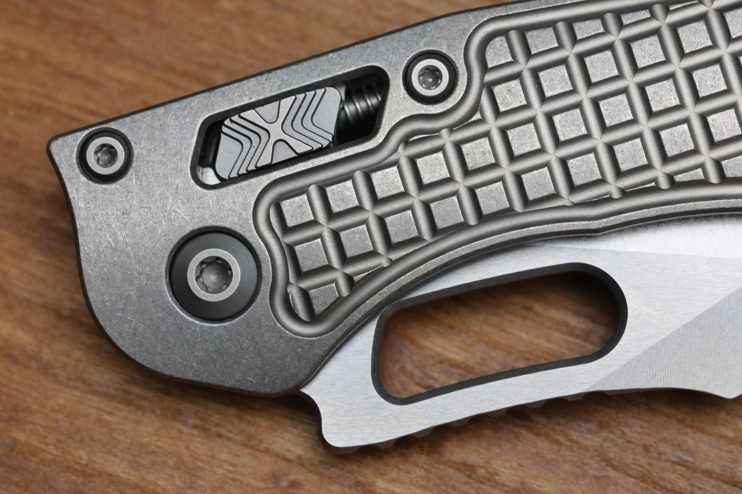 MICROTECH MARFIONE SELECT MANUAL STITCH RAM LOK FRAG TITANIUM HANDLES & STONEWASH M390MK W/ DOUBLE VAPOR BLAST & PURPLE ACCENTS 169RL-10FRMS3