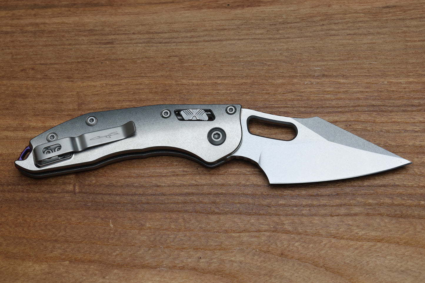 MICROTECH MARFIONE SELECT MANUAL STITCH RAM LOK TITANIUM HANDLES & STONEWASH M390MK W/ DOUBLE VAPOR BLAST & PURPLE ACCENTS 169RL-10MS3