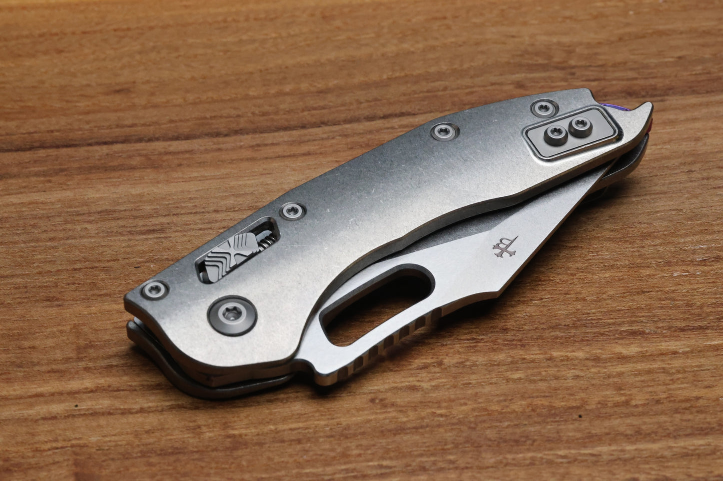 MICROTECH MARFIONE SELECT MANUAL STITCH RAM LOK TITANIUM HANDLES & STONEWASH M390MK W/ DOUBLE VAPOR BLAST & PURPLE ACCENTS 169RL-10MS3