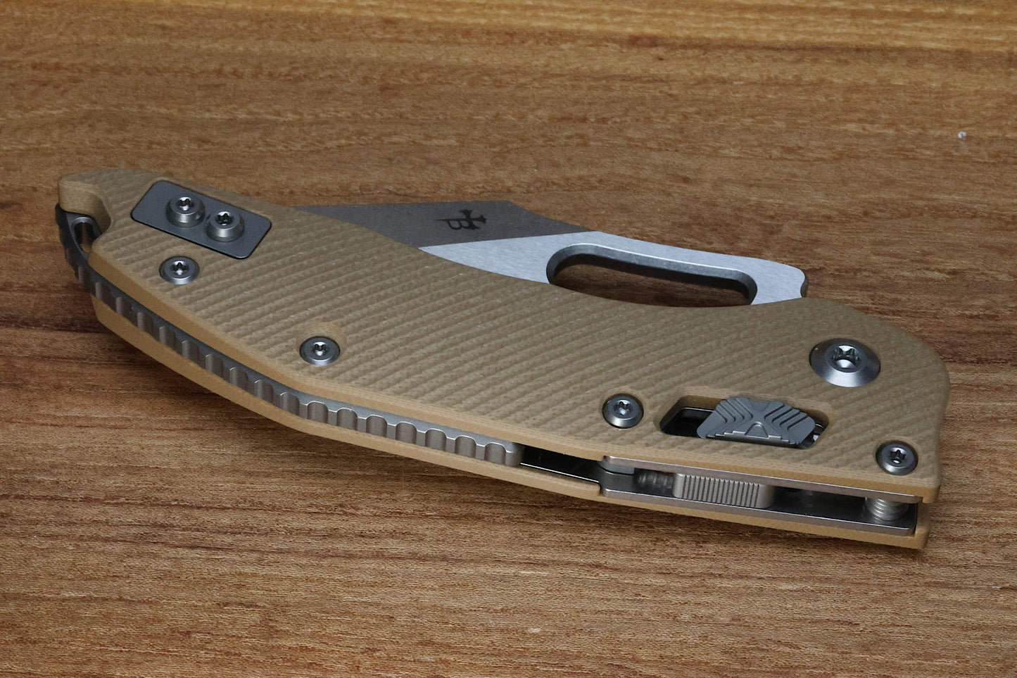 MICROTECH KNIVES MANUAL STITCH RAM LOK FLUTED TAN G-10 & STONEWASH M390MK 169RL-10 FLGTTA