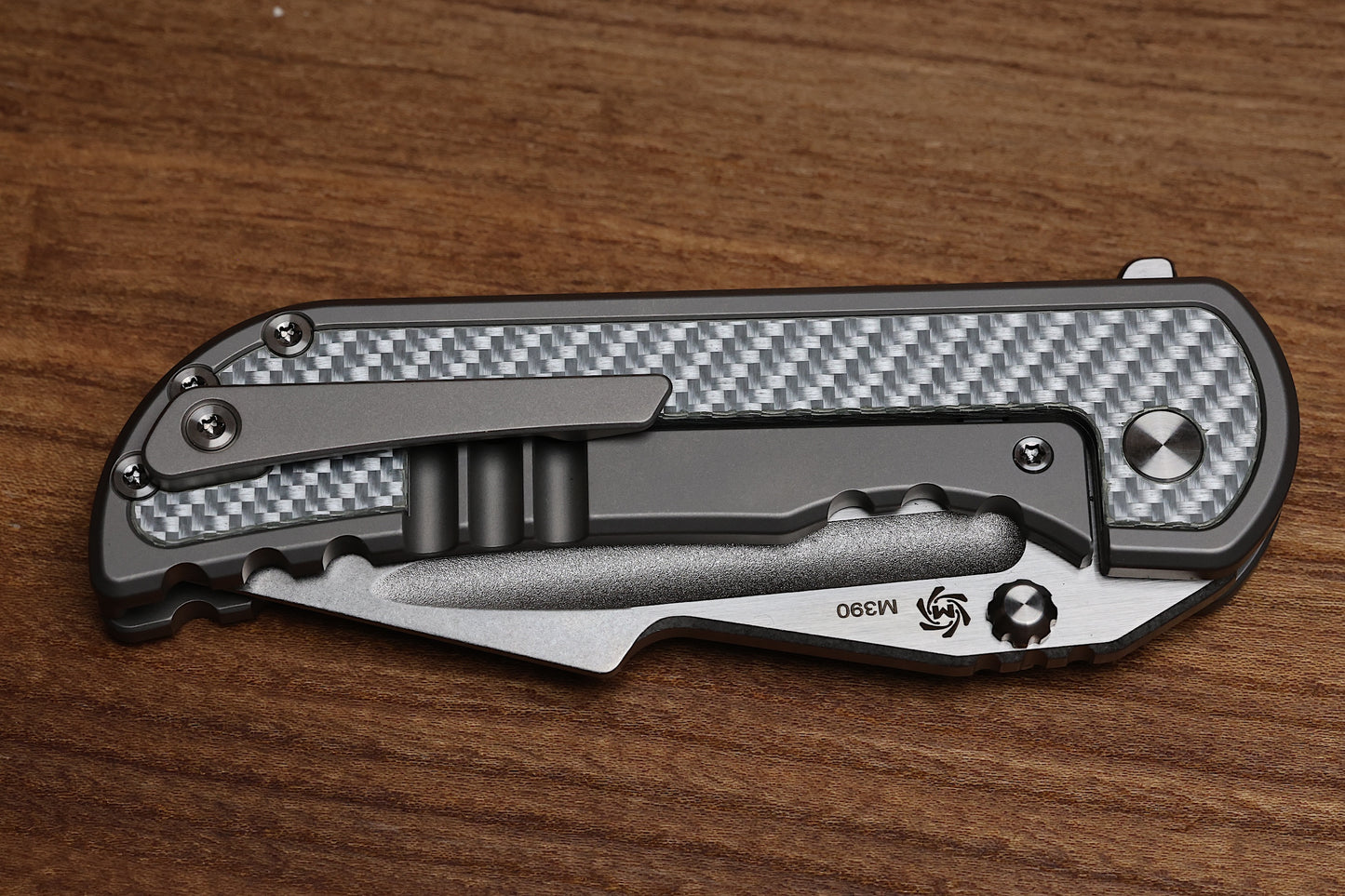 MECHFORCE KNIVES ALPHAHUNTER COLLAB APOCALYPSE w/SILVER TWILL CARBON FIBER INLAYS & M390 BLADE