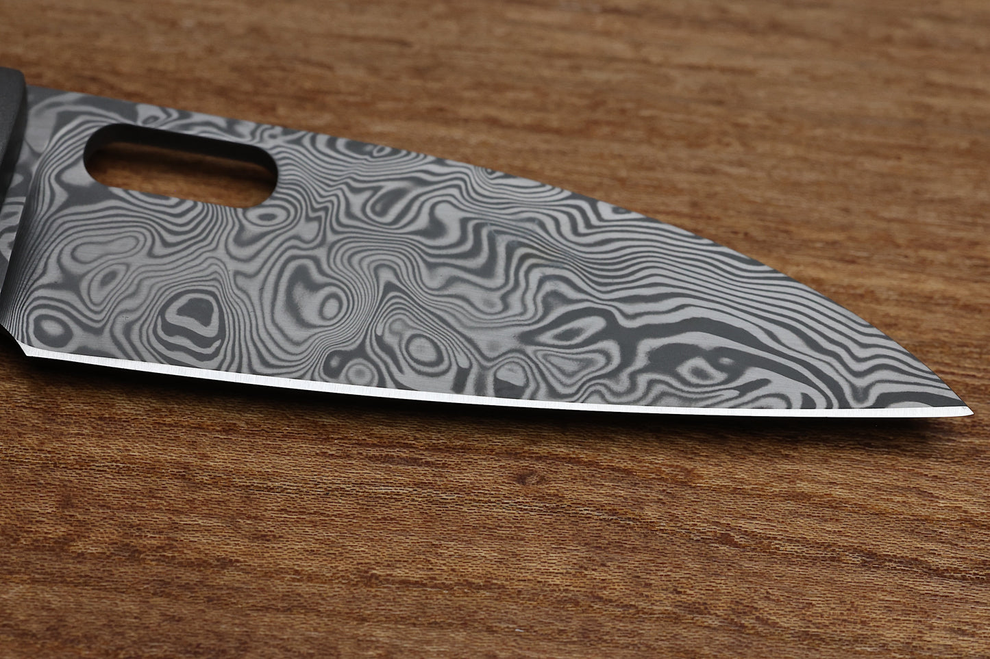 TOM MAYO WHITE CARBOTI LARGE DAMASTEEL WHARNIE