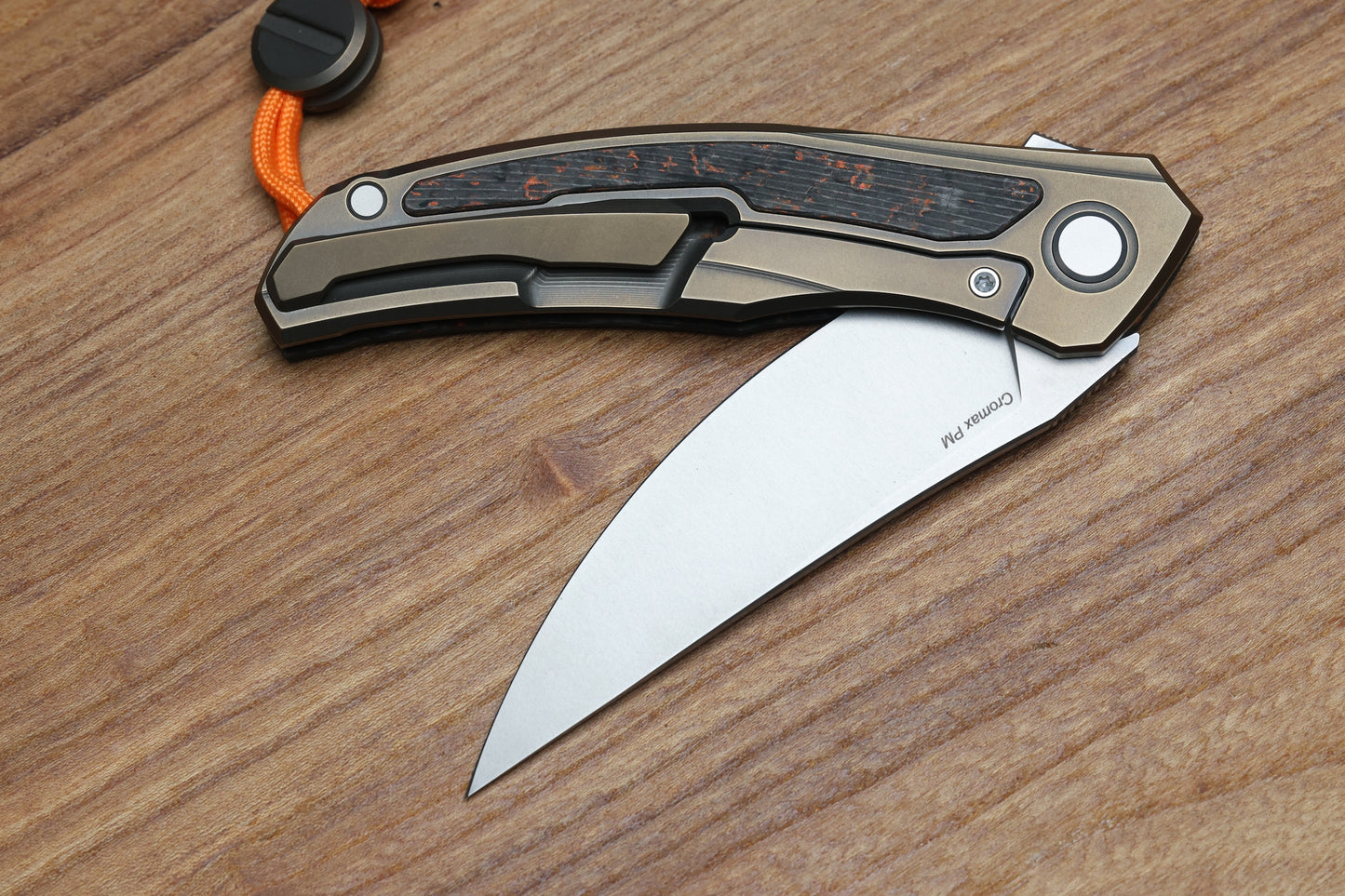 SHIROGOROV KNIVES QUANTIUM HALLOWEEN EDITION - CROMAX PM BLADE - TITANIUM/"HALLOWEEN" TECHNOCARBO W/ LUMINOFOR HANDLE - MRBS