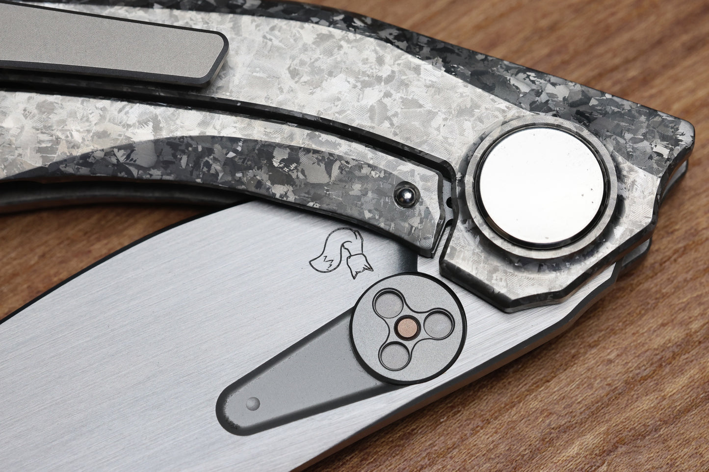 REATE KNIVES VK-FROK CRYSTAL TITANIUM HANDLE W/ HAND RUBBED ELMAX