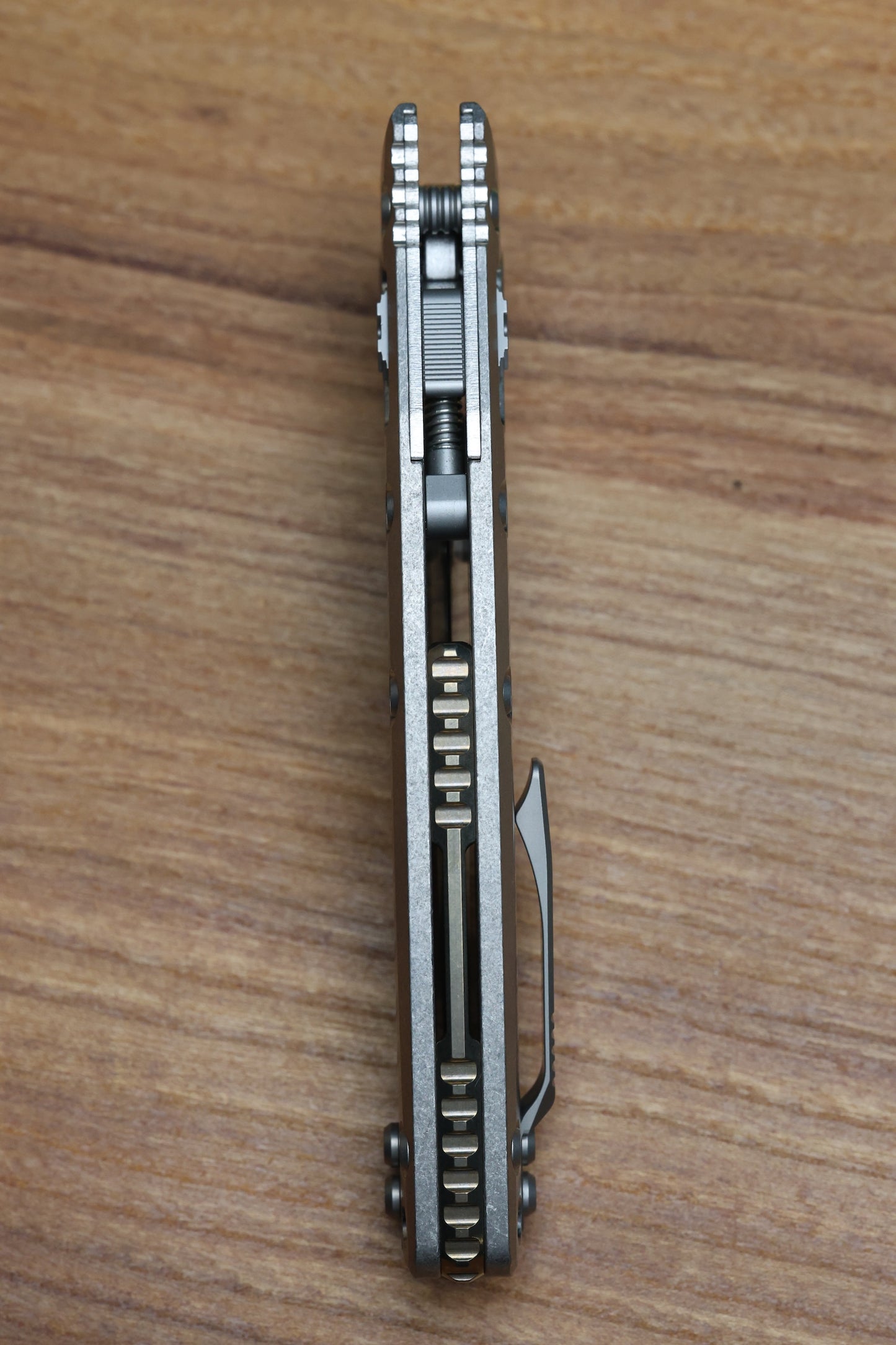 MICROTECH KNIVES "MARFIONE SELECT" AMPHIBIAN - RAM-LOK STONEWASH FINISH SLAB SIDE TITANIUM W/ BRONZE TITANIUM ACCENT 137RL-10MS1