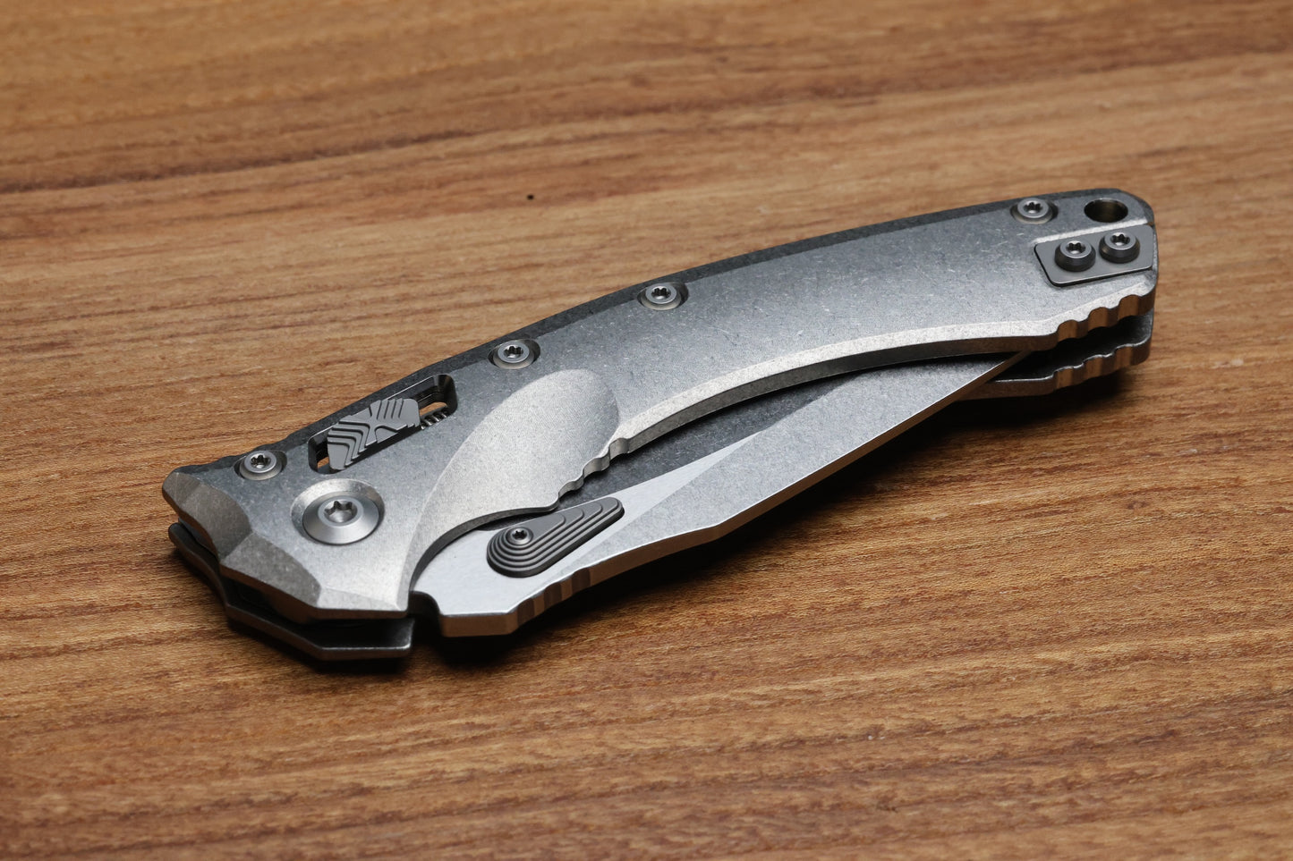 MICROTECH KNIVES "MARFIONE SELECT" AMPHIBIAN - RAM-LOK STONEWASH FINISH SLAB SIDE TITANIUM W/ BRONZE TITANIUM ACCENT 137RL-10MS1