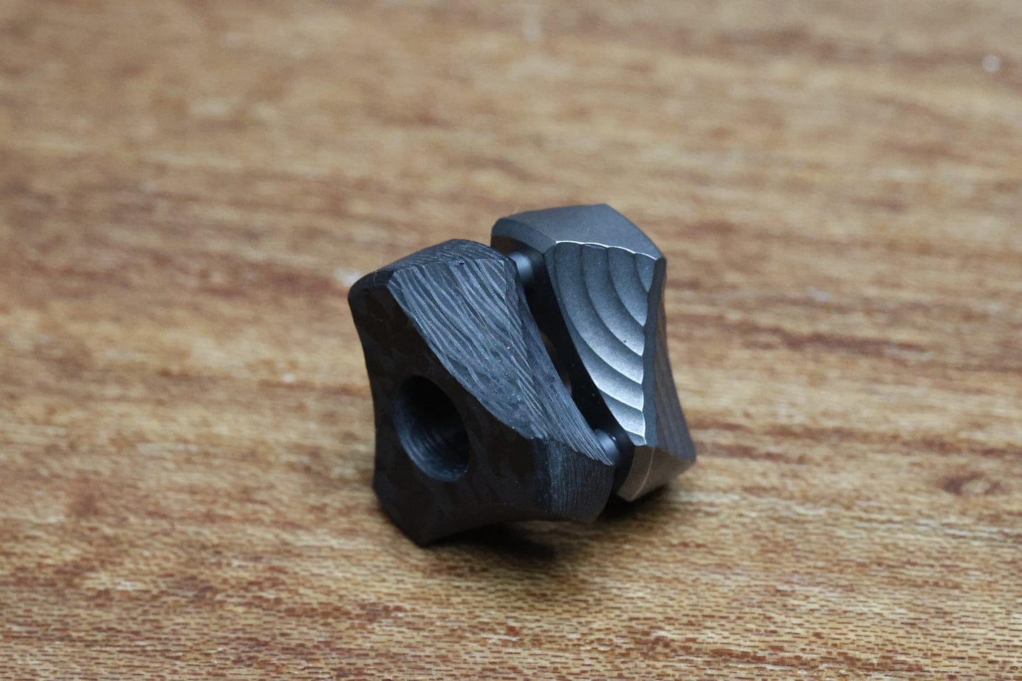 SHIROGOROV HELIX BEAD – TECHNOCARBO/TITANIUM