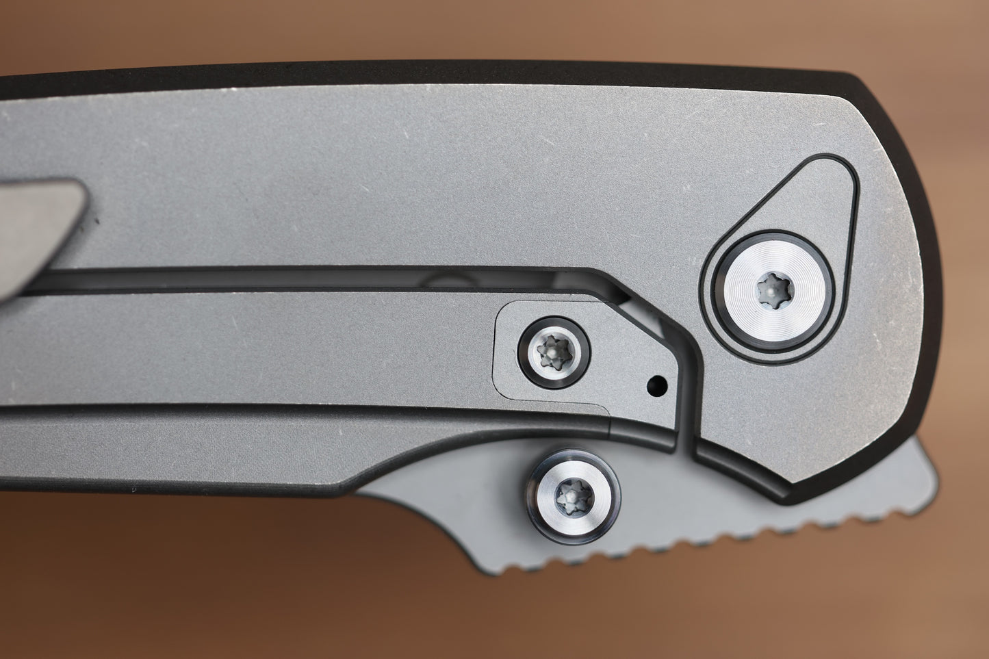 CHAVES KNIVES JAKE MCCOY DISCIPLE STREET STONEWASH TITANIUM INTEGRAL HANDLE & STONEWASH M390