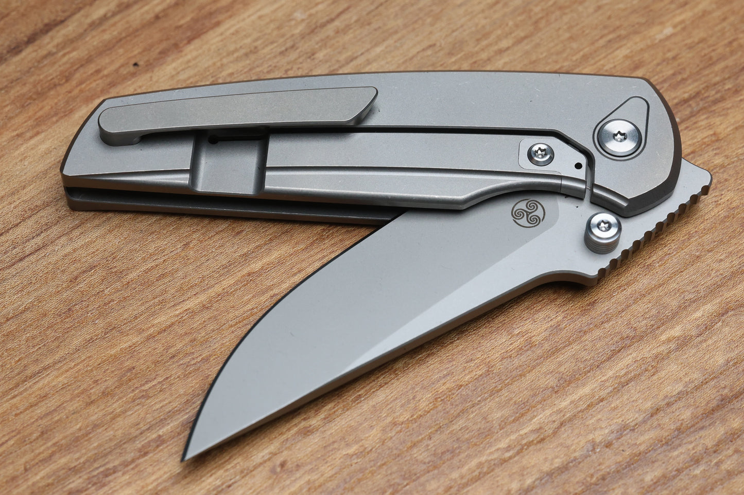 CHAVES KNIVES JAKE MCCOY DISCIPLE STREET STONEWASH TITANIUM INTEGRAL HANDLE & STONEWASH M390