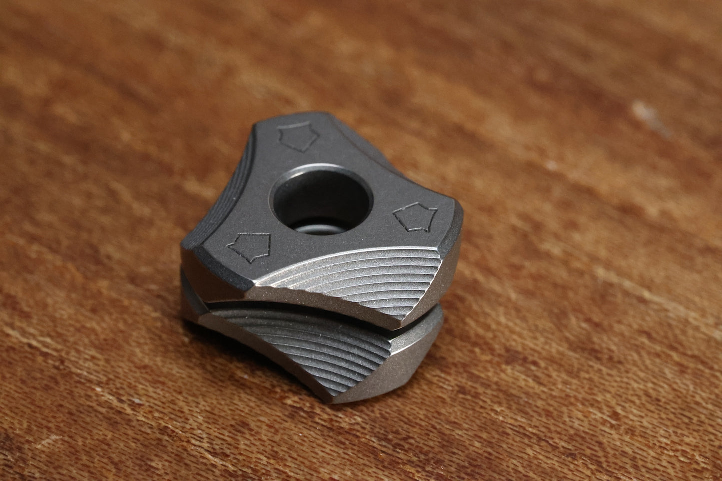 SHIROGOROV HELIX BEAD – TITANIUM