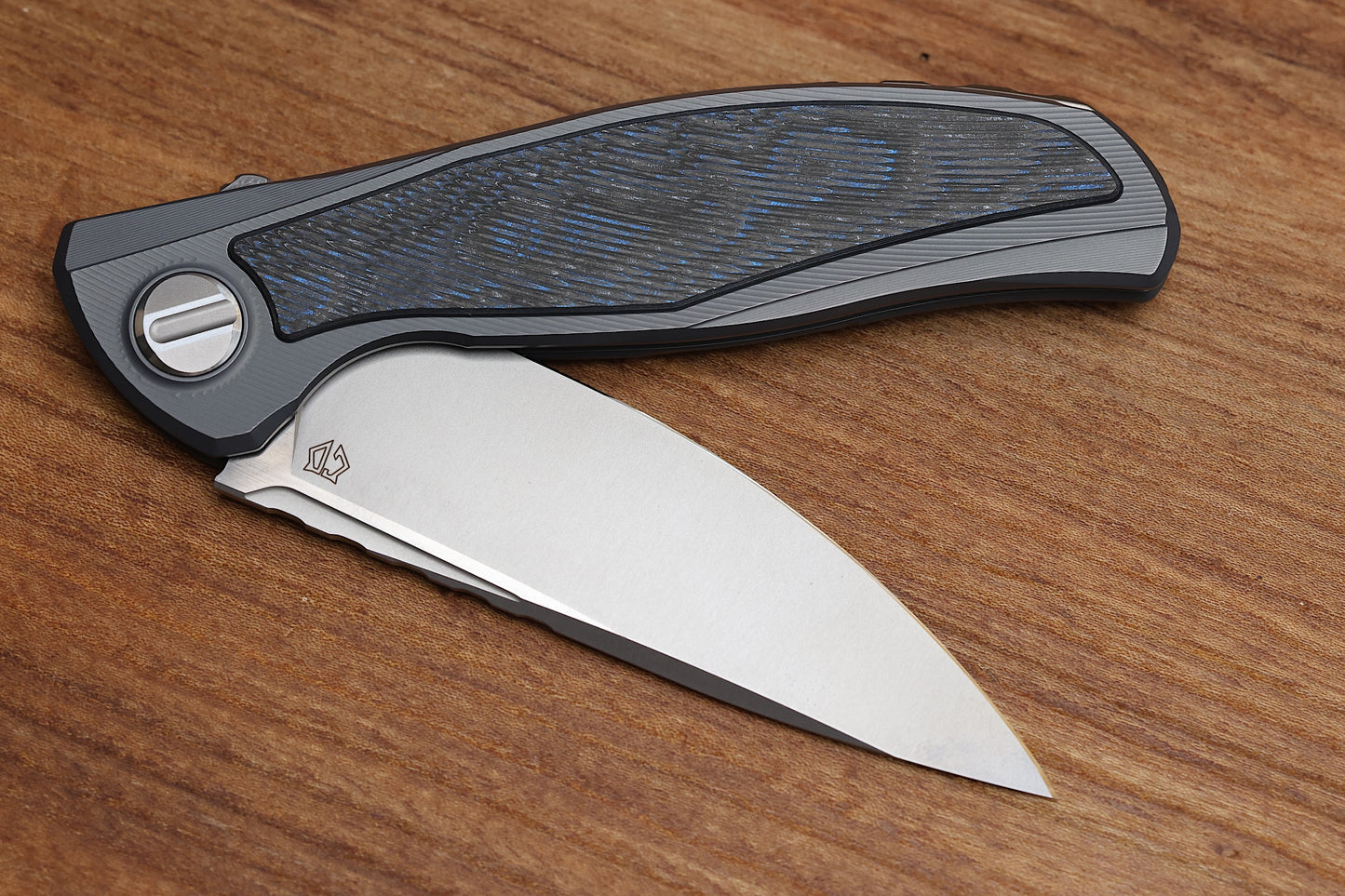 SHIROGOROV CUSTOM DIVISION F95NL – ELECTROWEAVE CARBOTI/TITANIUM HANDLE – VANAX 37 BLADE – SRRBS