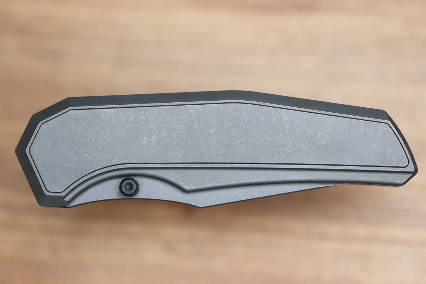 CHAVES KNIVES JAKE MCCOY OMEGA STREET STONEWASH GRAY PVD TITANIUM INTEGRAL HANDLE & STONEWASH GRAY PVD M390