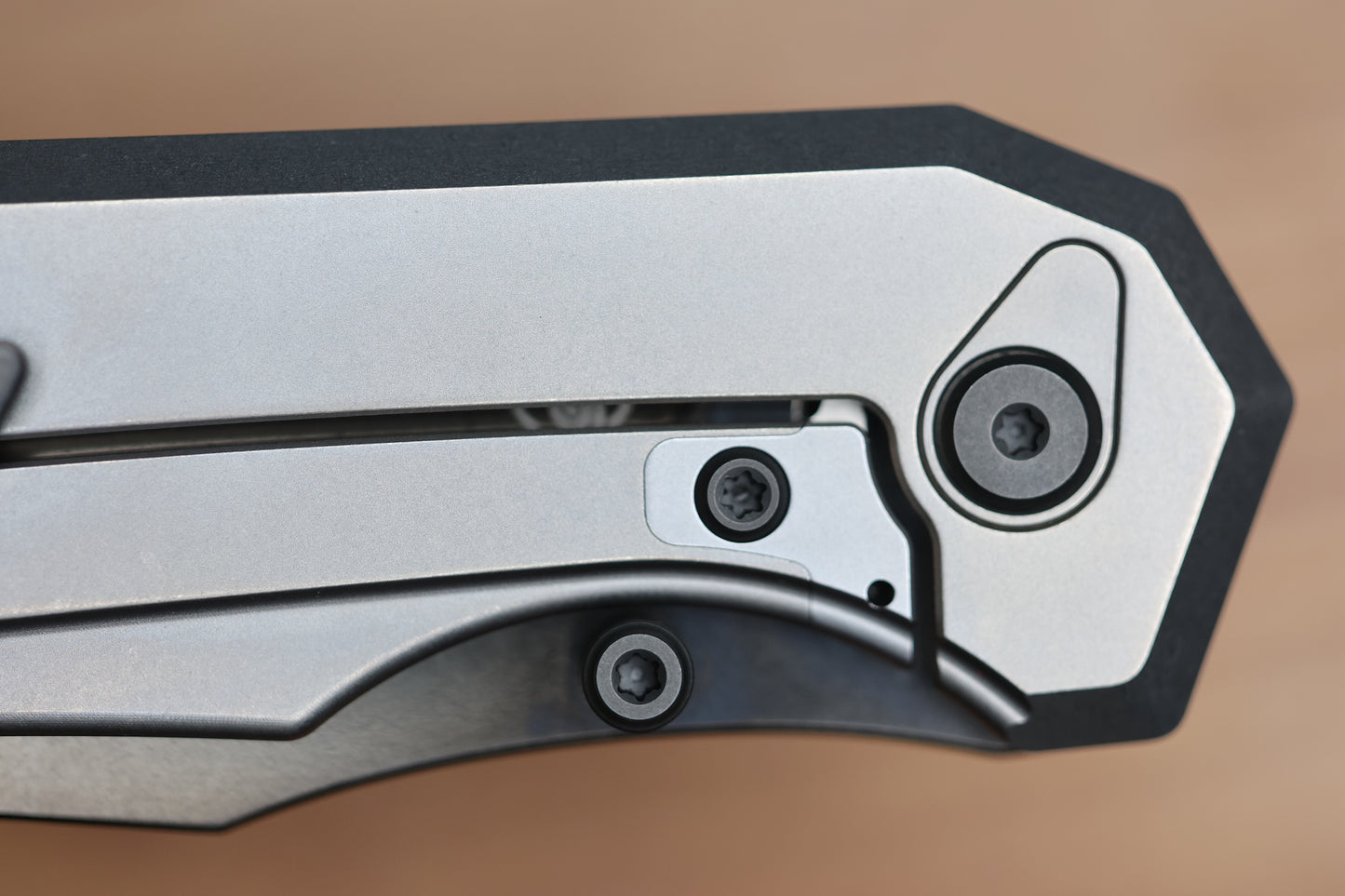 CHAVES KNIVES JAKE MCCOY OMEGA STREET BRIGHT STONEWASH TITANIUM INTEGRAL HANDLE & BRIGHT STONEWASH DLC M390