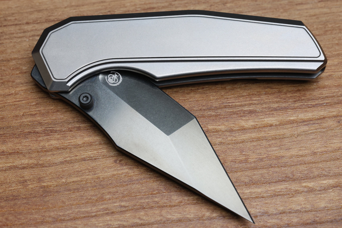 CHAVES KNIVES JAKE MCCOY OMEGA STREET BRIGHT STONEWASH TITANIUM INTEGRAL HANDLE & BRIGHT STONEWASH DLC M390