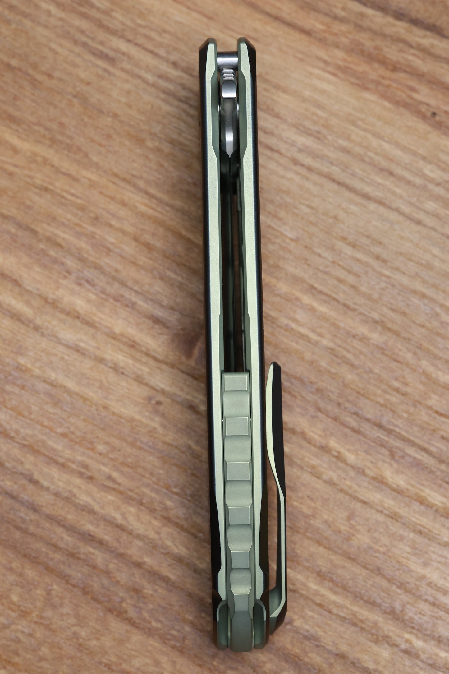 SHIROGOROV KNIVES / TI2 DESIGN COLLABORATION BLACK HULA "BRONZE PIXELATED FLOWER" F95 - M390 BLADE - TITANIUM HANDLE - MRBS