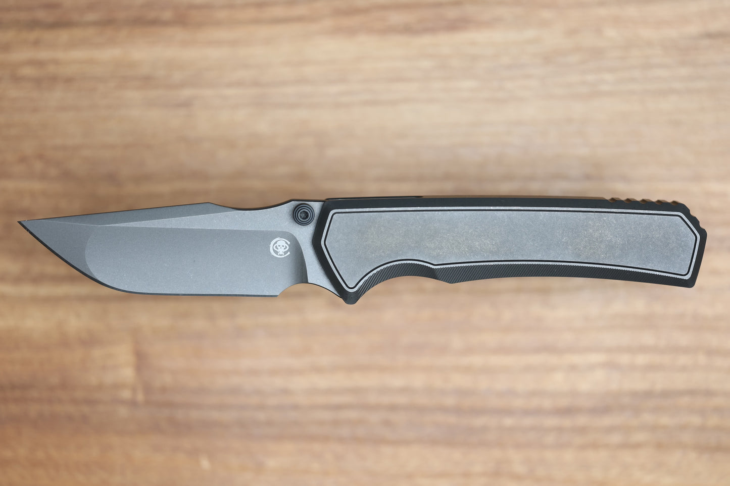 CHAVES KNIVES SAM TRAN ARISON STREET INTEGRAL STONEWASH GREY PVD TITANIUM STONEWASH GREY PVD M390 BLADE