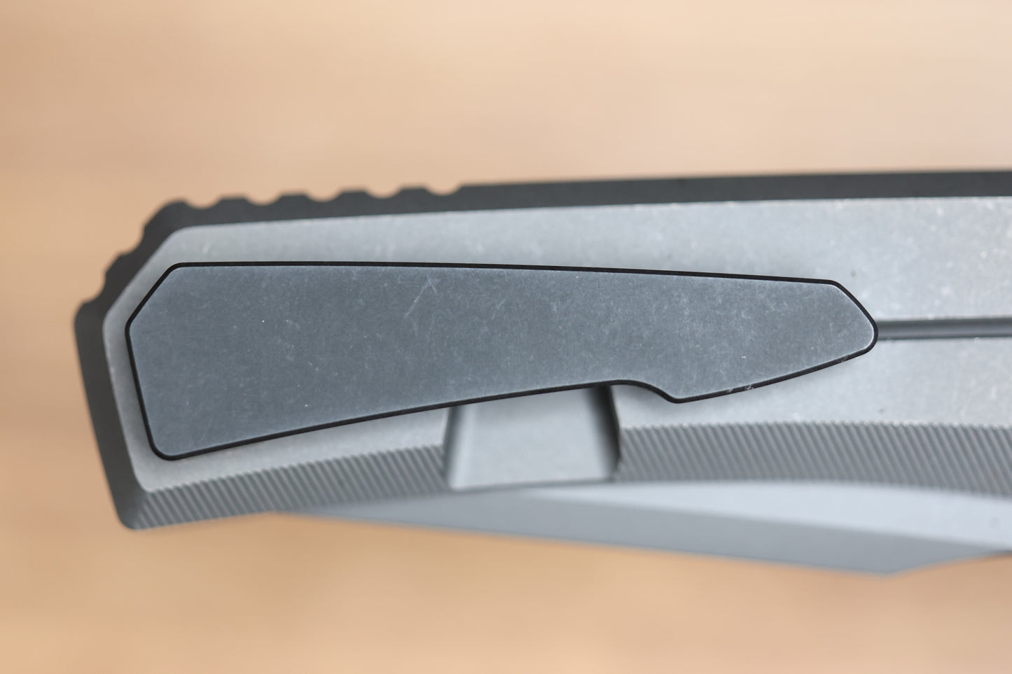 CHAVES KNIVES SAM TRAN ARISON STREET INTEGRAL STONEWASH GREY PVD TITANIUM STONEWASH GREY PVD M390 BLADE